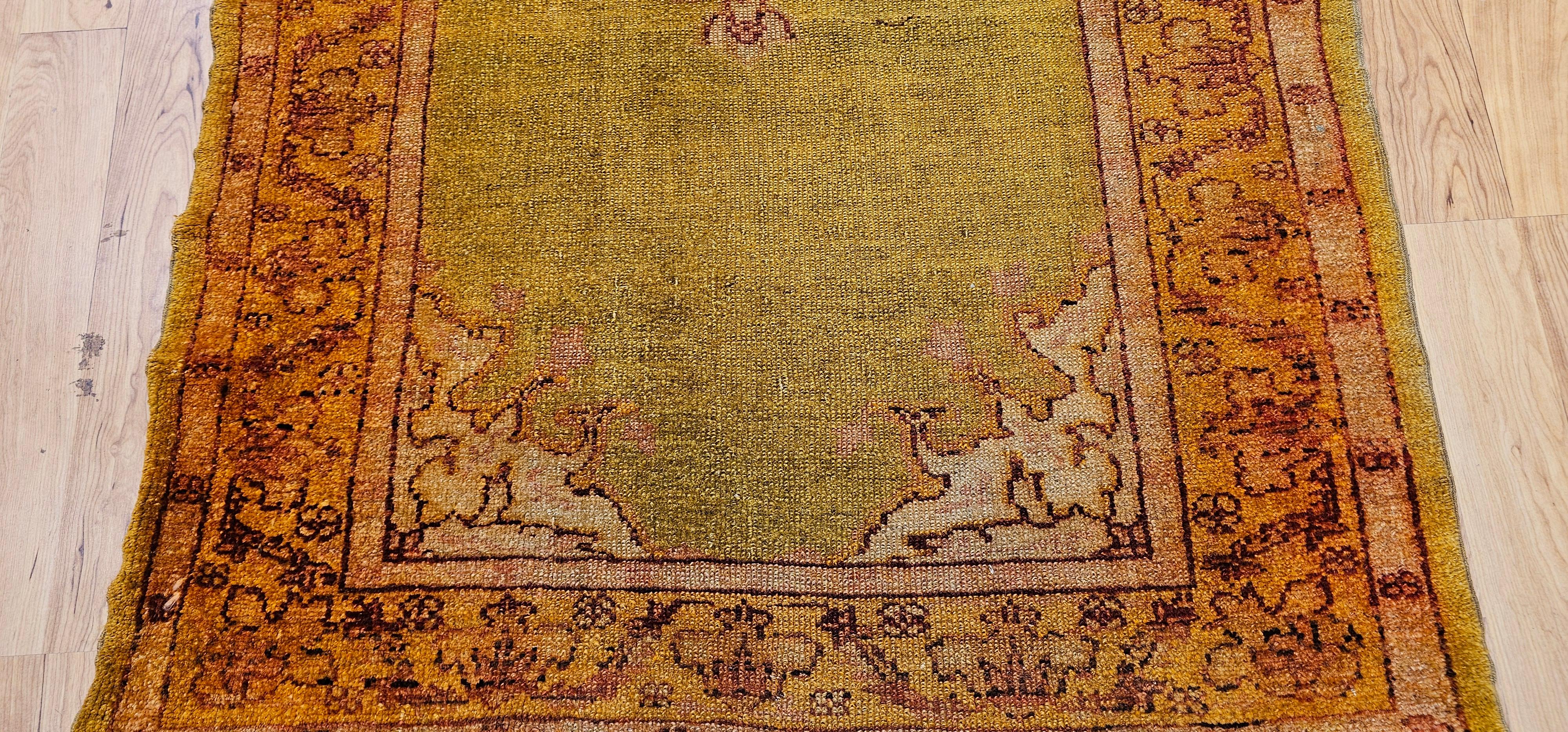 Turco Tappeto turco vintage Oushak in Greene & Greene in vendita