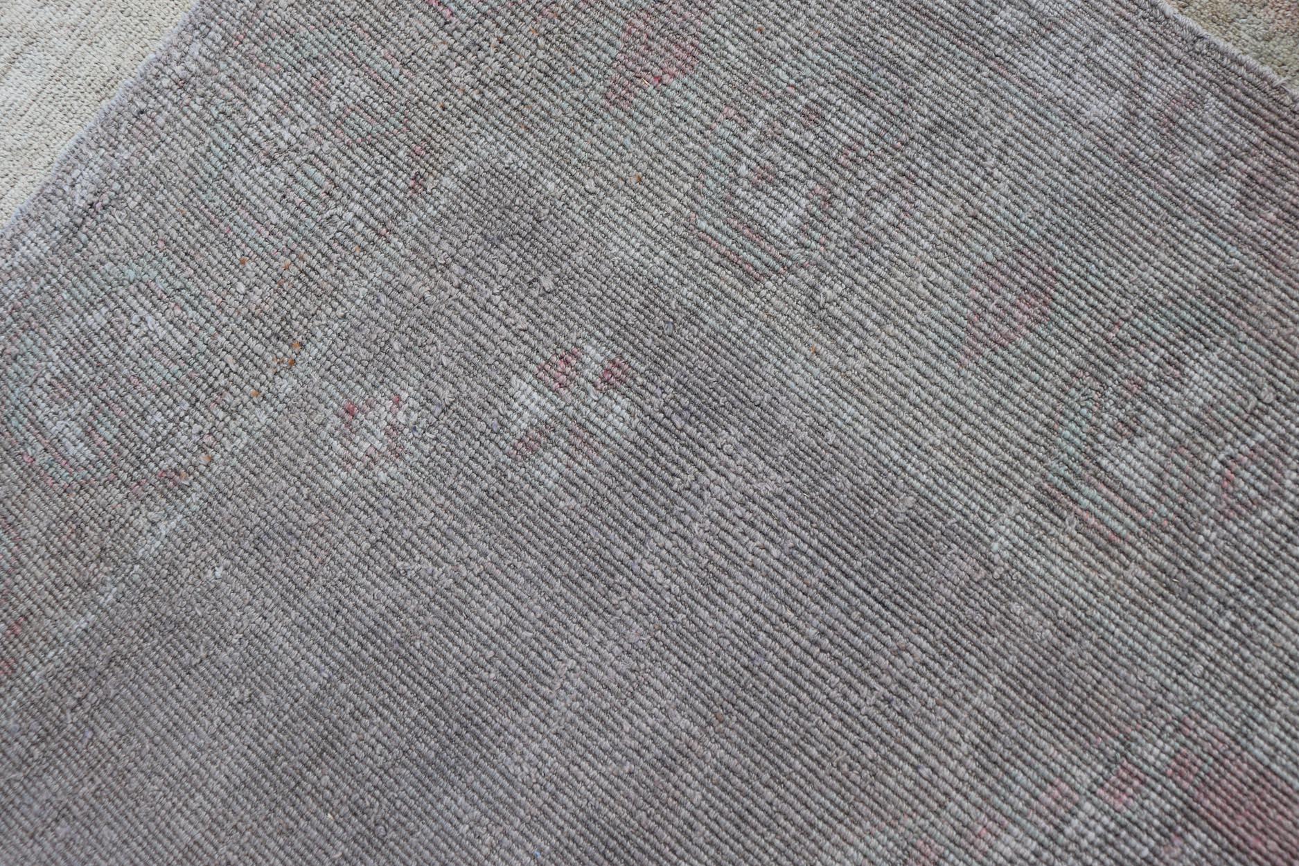 Vintage Turkish Oushak Rug in Gray and Pink  4'8 x 7'3 For Sale 4