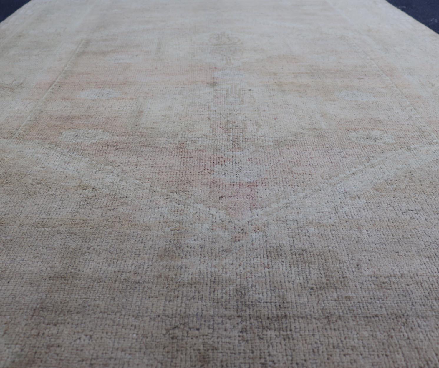 Mid-20th Century Vintage Turkish Oushak Rug in Gray and Pink  4'8 x 7'3 For Sale