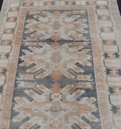 Türkischer Oushak-Teppich im Vintage-Stil in Weichgrau und Pfirsich 4'8 x 7'5