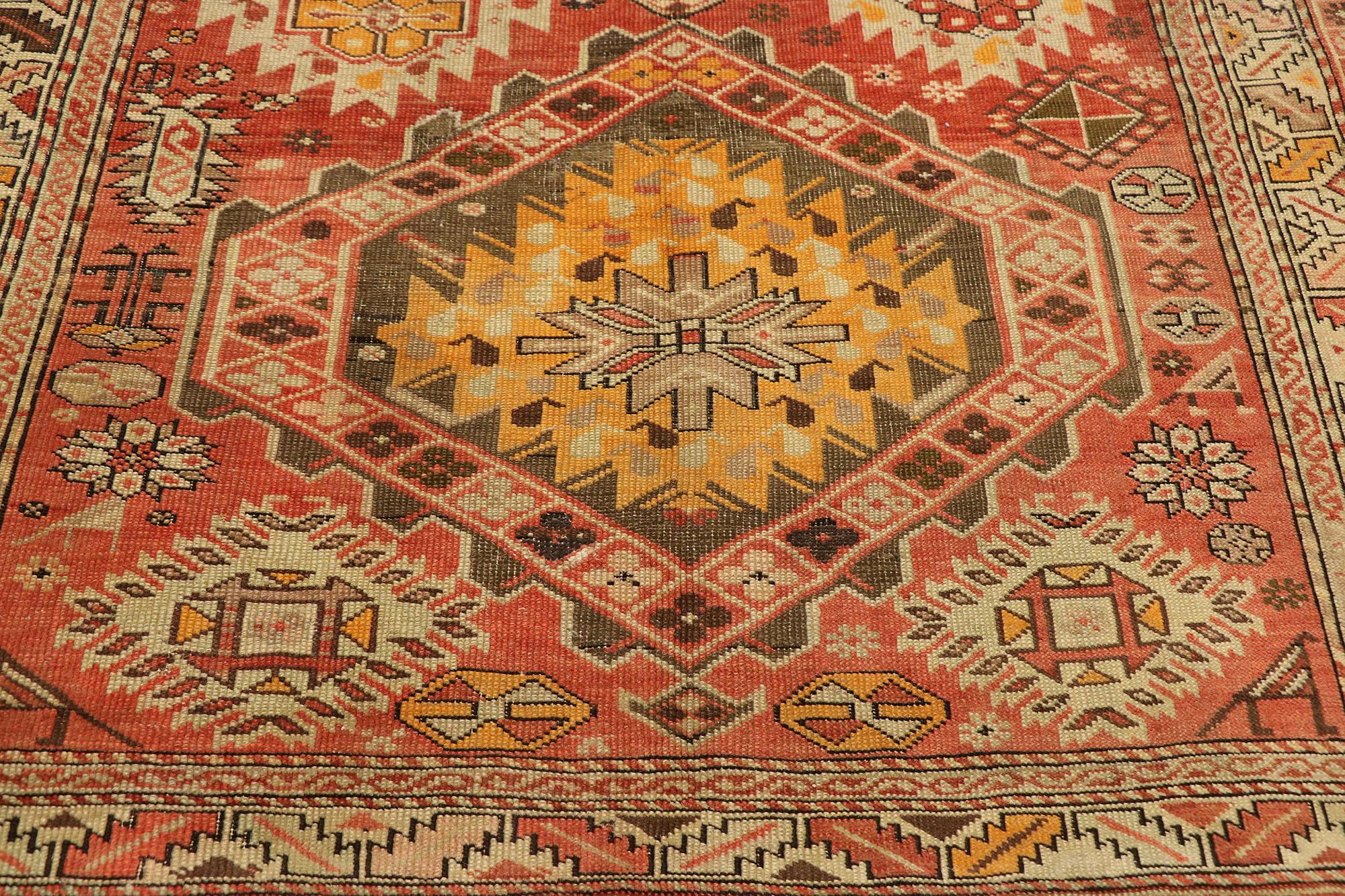 Vintage Turkish Oushak Rug, Nomadic Enchantment Meets Tribal Flair In Good Condition For Sale In Dallas, TX