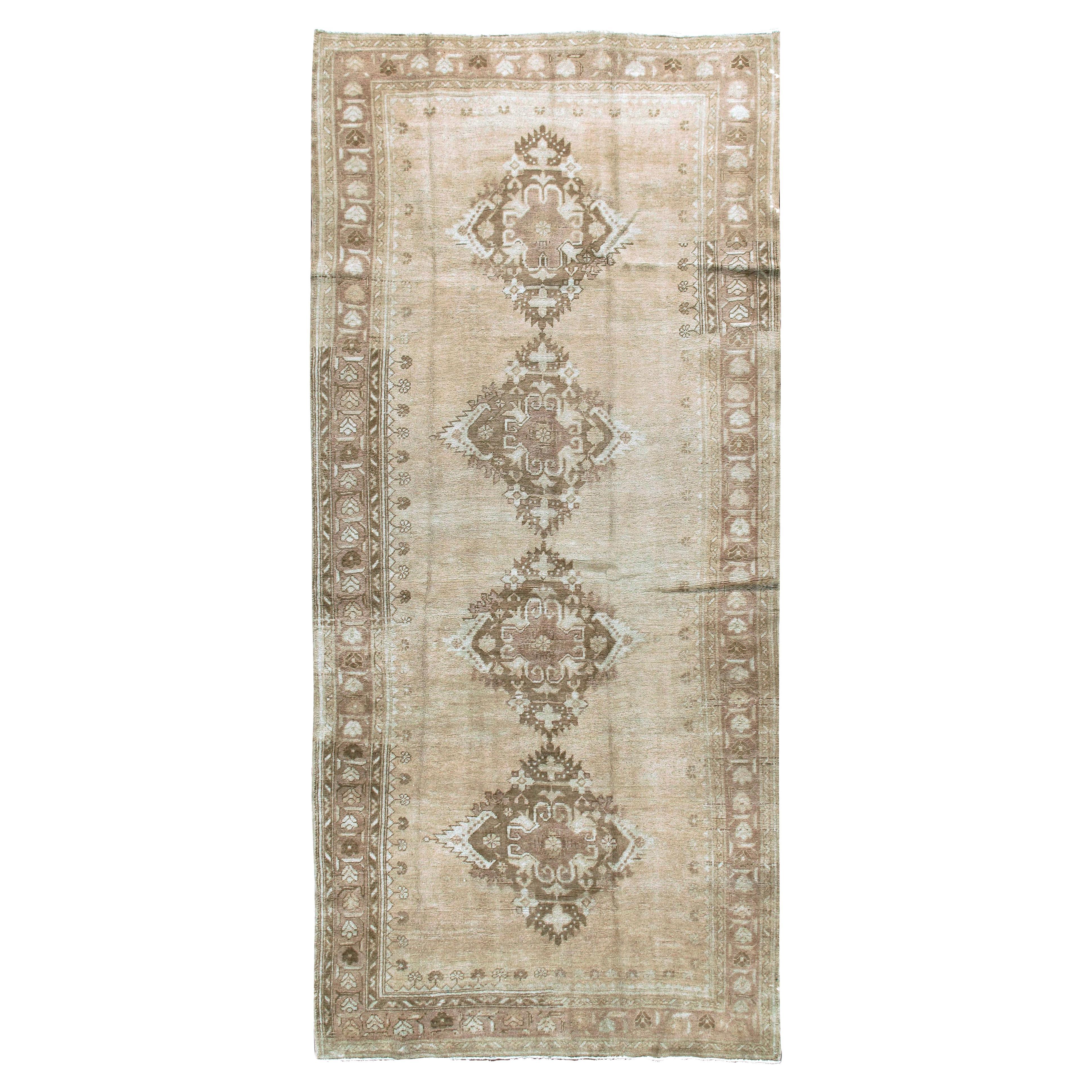 Tapis turc Oushak vintage 4'10 x 11'8