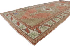 Vintage Turkish Oushak Rug, Rustic Sensibility Meets Nomadic Charm