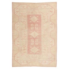 Alfombra turca Oushak Vintage, la sensibilidad tradicional se une al refinamiento relajado