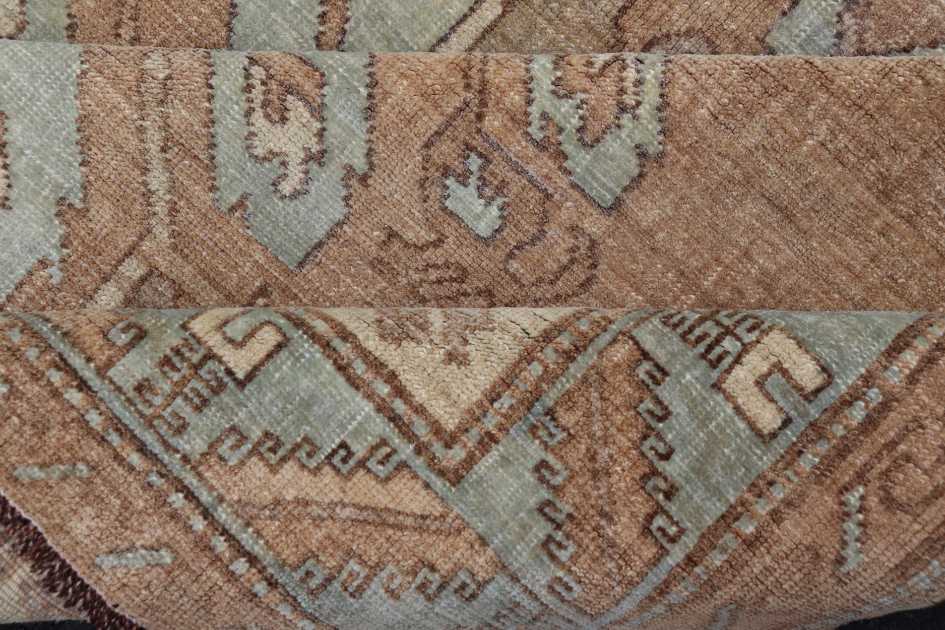 Tappeto Oushak turco vintage -Medaglioni marrone caldo e blu morbido 5'4 x 7' in vendita 5