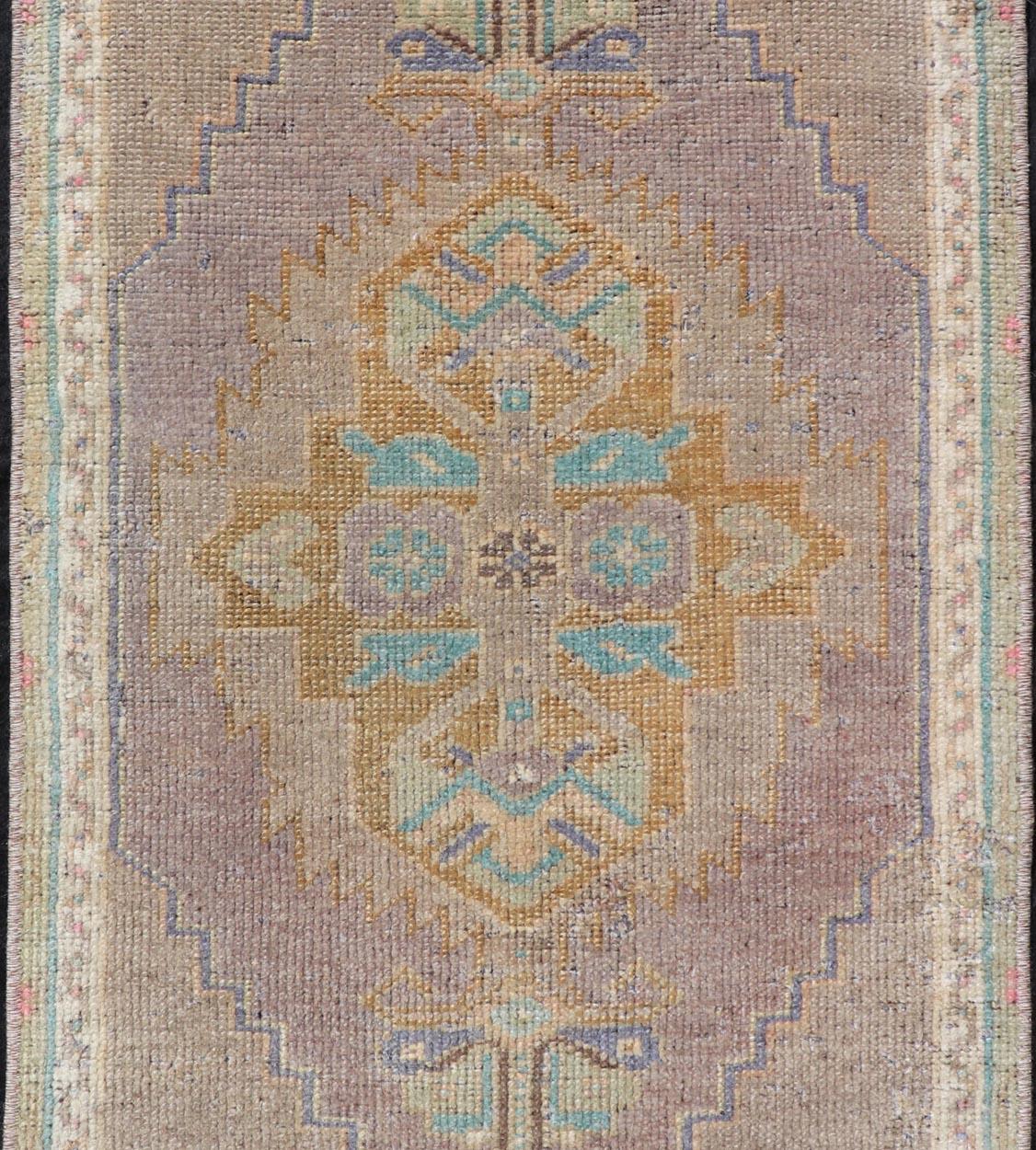 20th Century Vintage Turkish Oushak Rug with All-Over Sub-Geometric Medallion Design For Sale