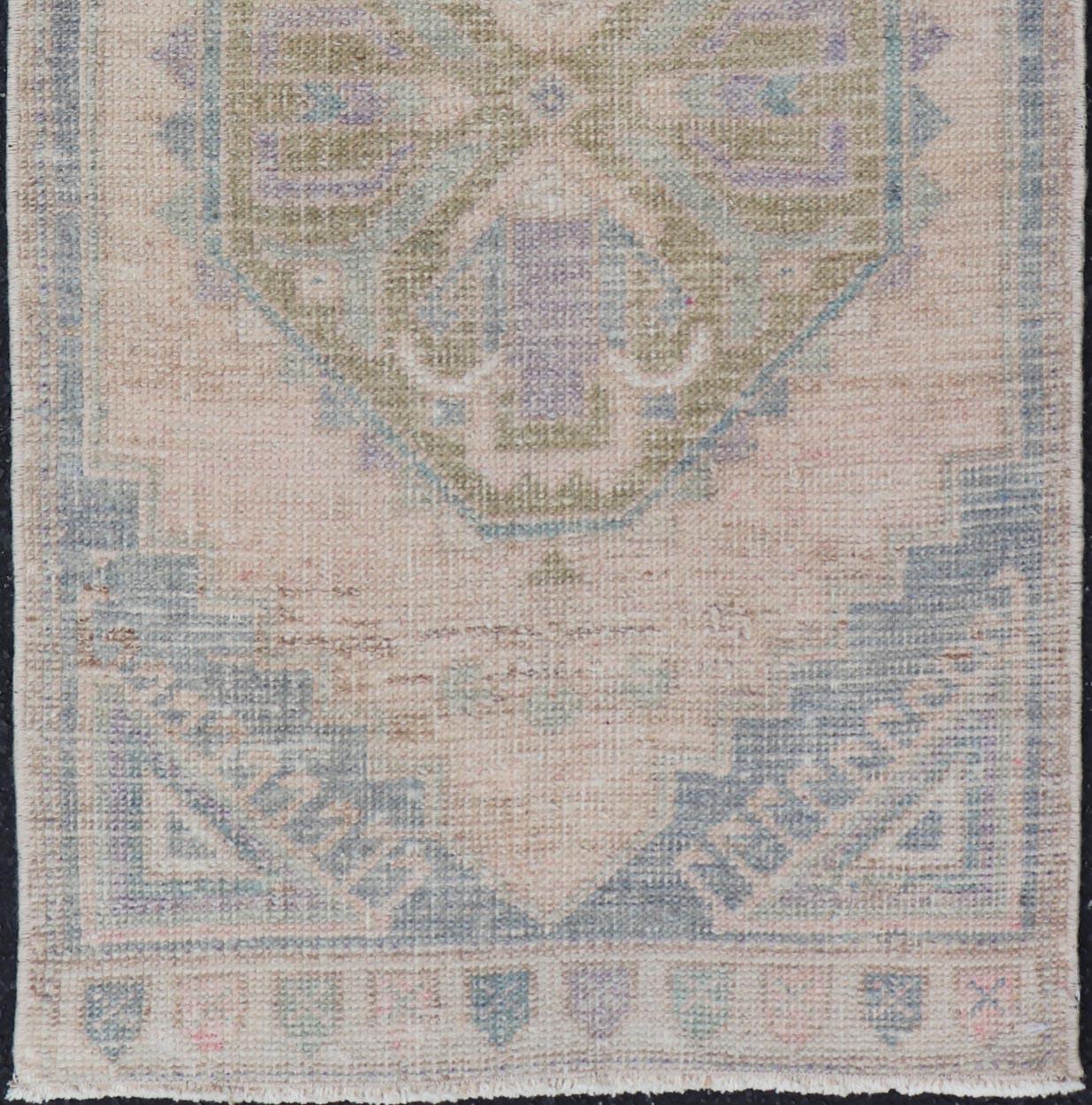 Wool Vintage Turkish Oushak Rug with All-Over Sub-Geometric Medallion Design  For Sale