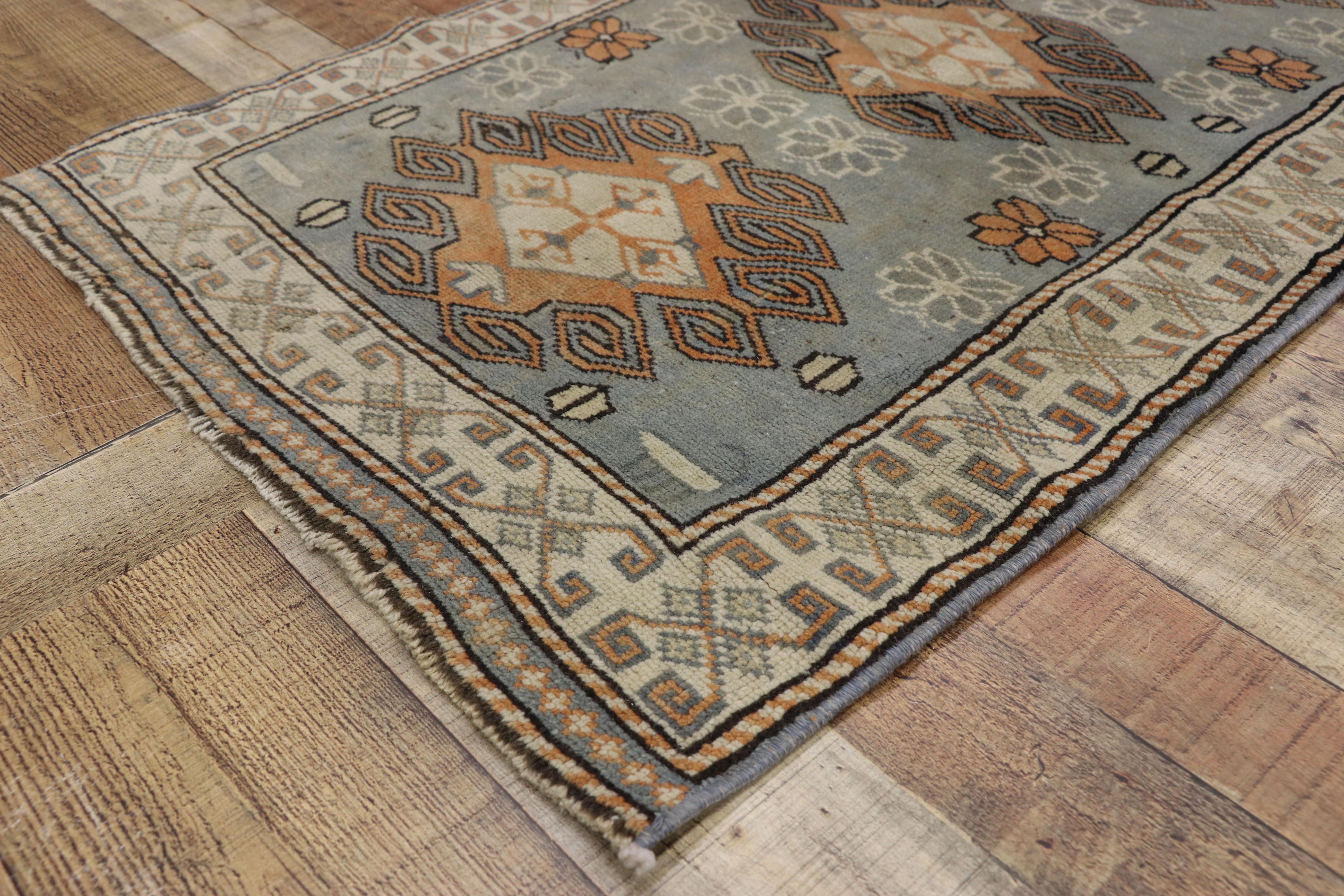 Vintage Turkish Oushak Rug with Artisan Belgian Style and Soft Colors For Sale 1