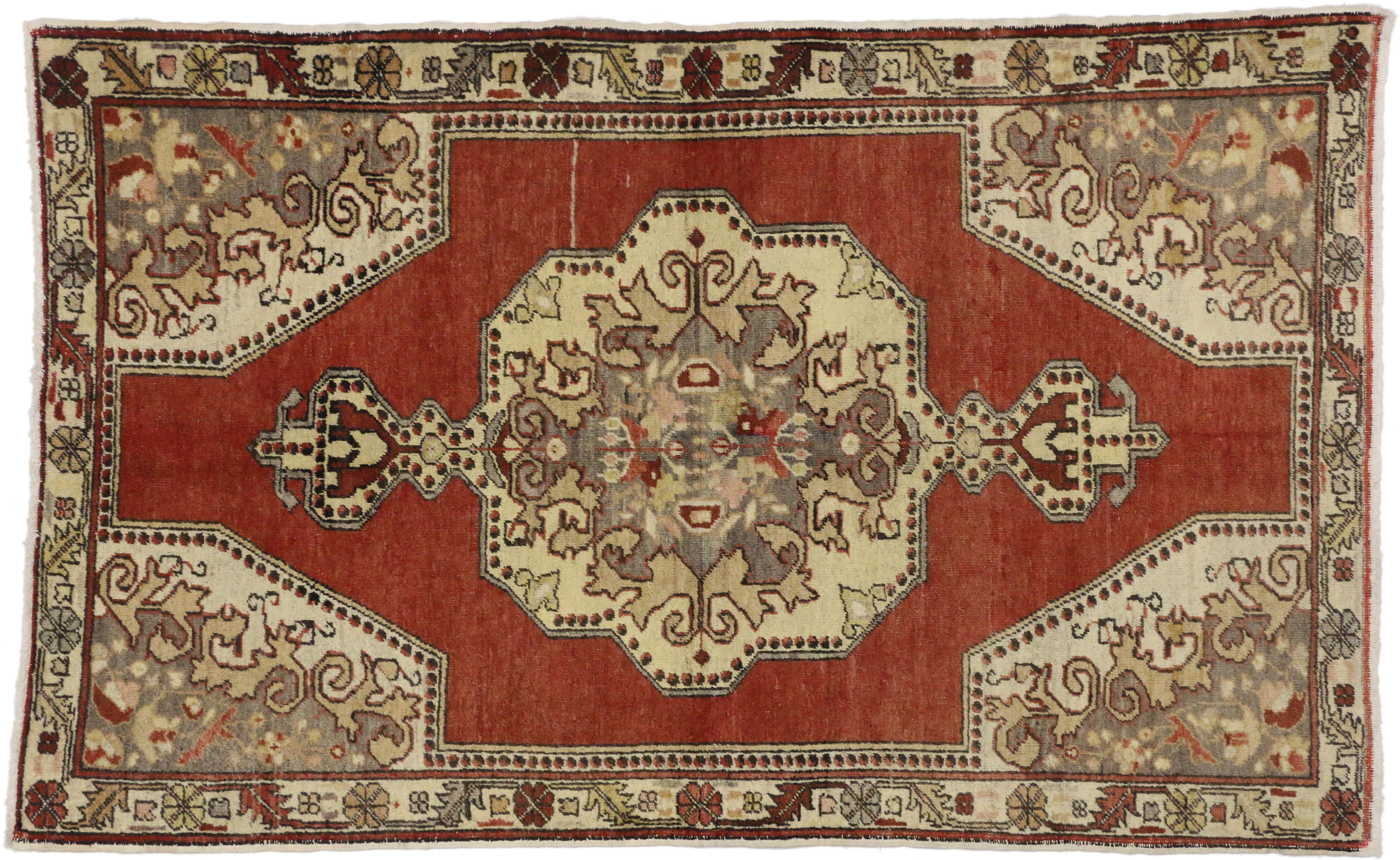 Vintage Turkish Oushak Rug with Arts & Crafts Style In Good Condition For Sale In Dallas, TX