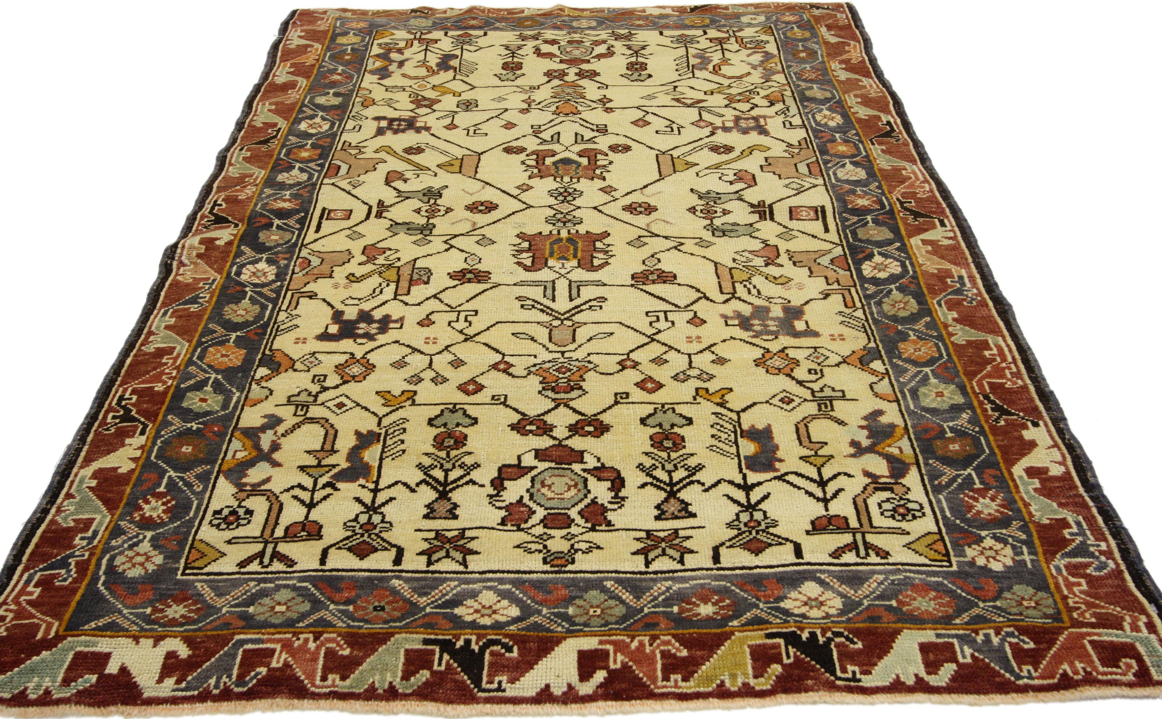 73781, vintage Turkish Oushak rug with Arts & Crafts style, Entry or Foyer Accent rug. This hand knotted wool vintage Turkish Oushak rug features an all-over floral lattice pattern spread across an abrashed creamy-beige field. Lovely palmettes,