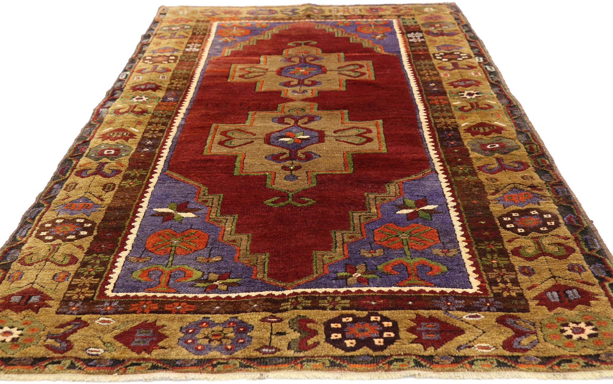 Türkischer Oushak-Teppich im bunten Arts & Crafts-Stil, Vintage (Arts and Crafts) im Angebot