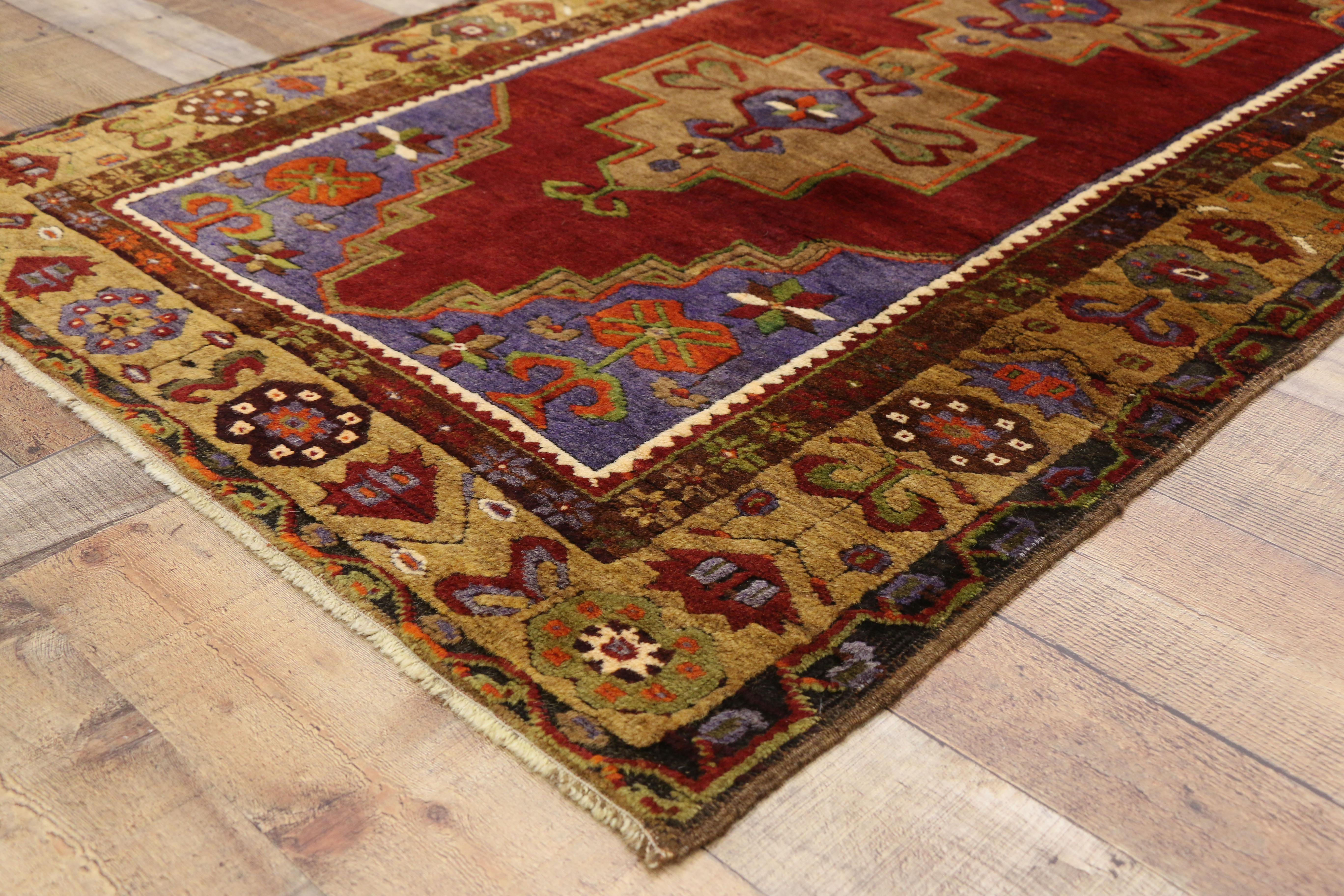Türkischer Oushak-Teppich im bunten Arts & Crafts-Stil, Vintage (20. Jahrhundert) im Angebot