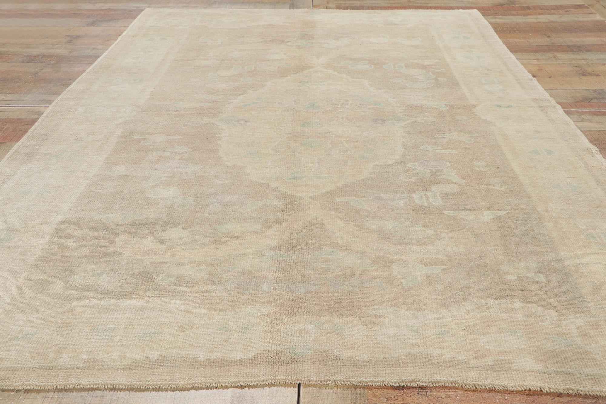 Vintage Turkish Oushak Rug with Faded Soft Earth-Tone Colors For Sale 2