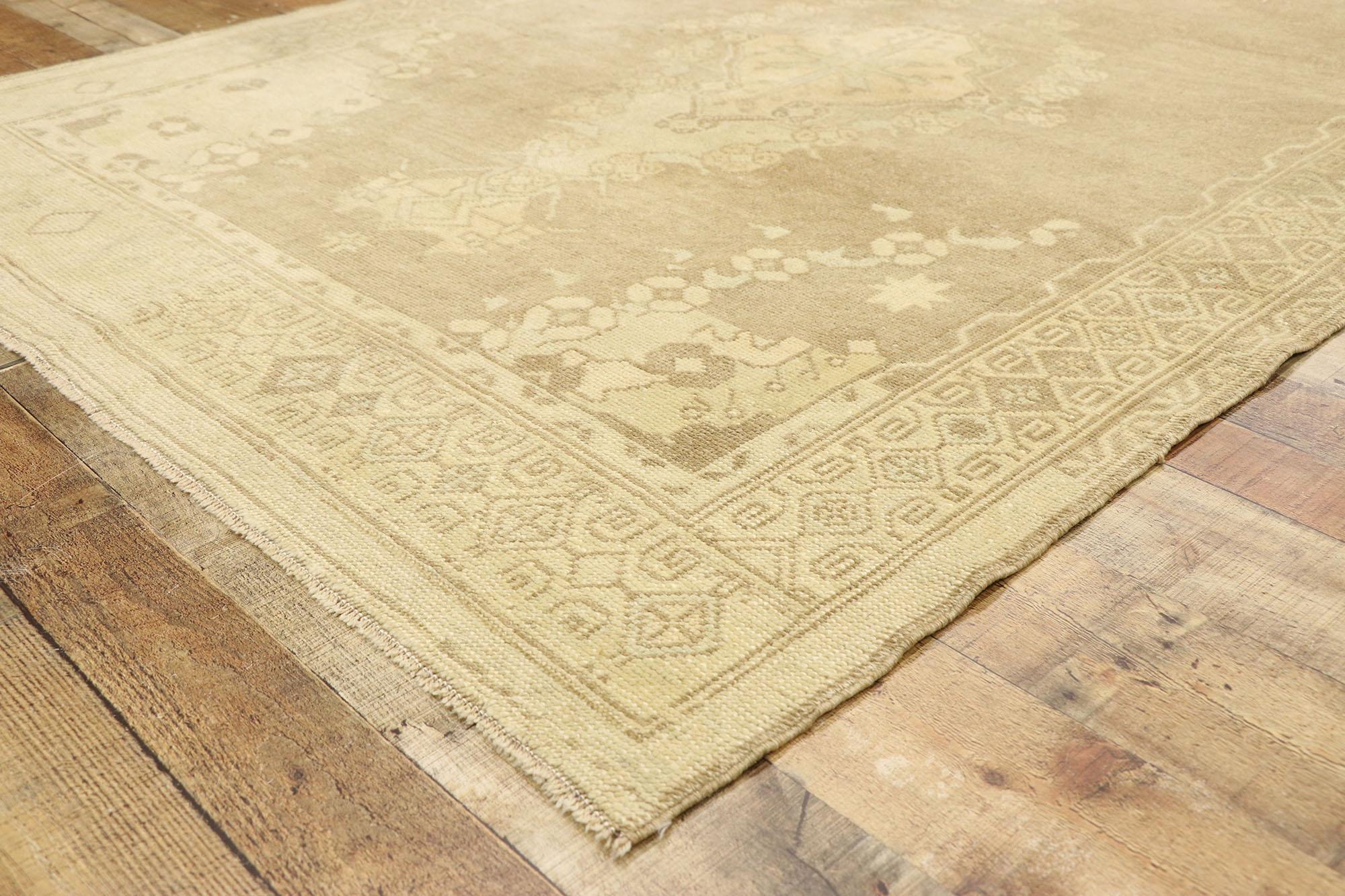 Wool Vintage Turkish Oushak Rug with Feminine Shaker Style For Sale