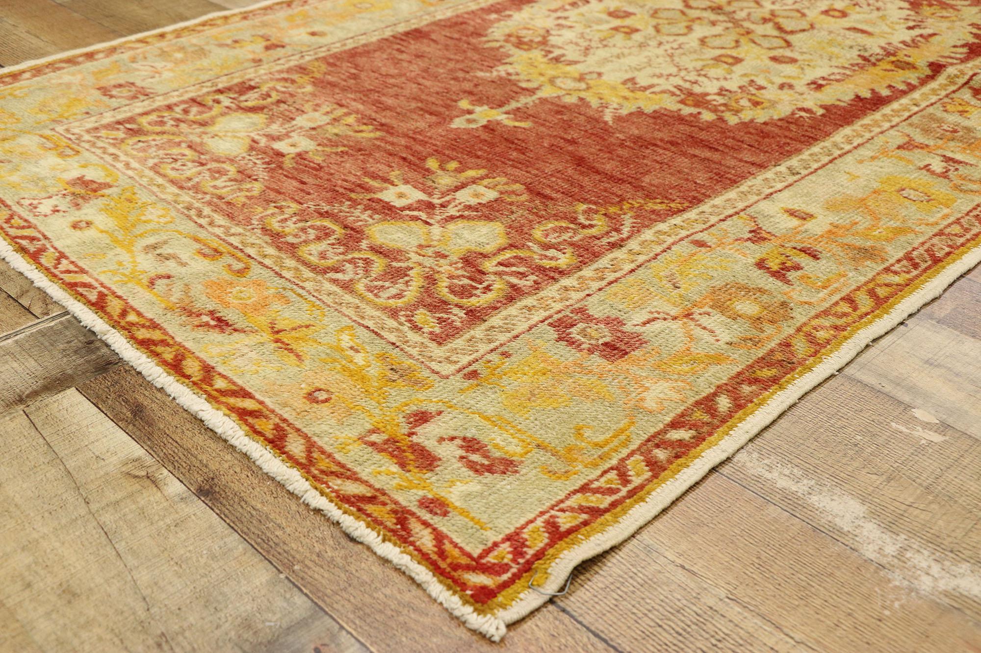 Vintage Turkish Oushak Rug with French Rococo Style, Kitchen, Foyer or Entry Rug In Distressed Condition For Sale In Dallas, TX