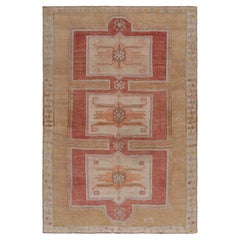 Alter türkischer Oushak-Teppich mit geometrischen Medaillons, von Rug & Kilim