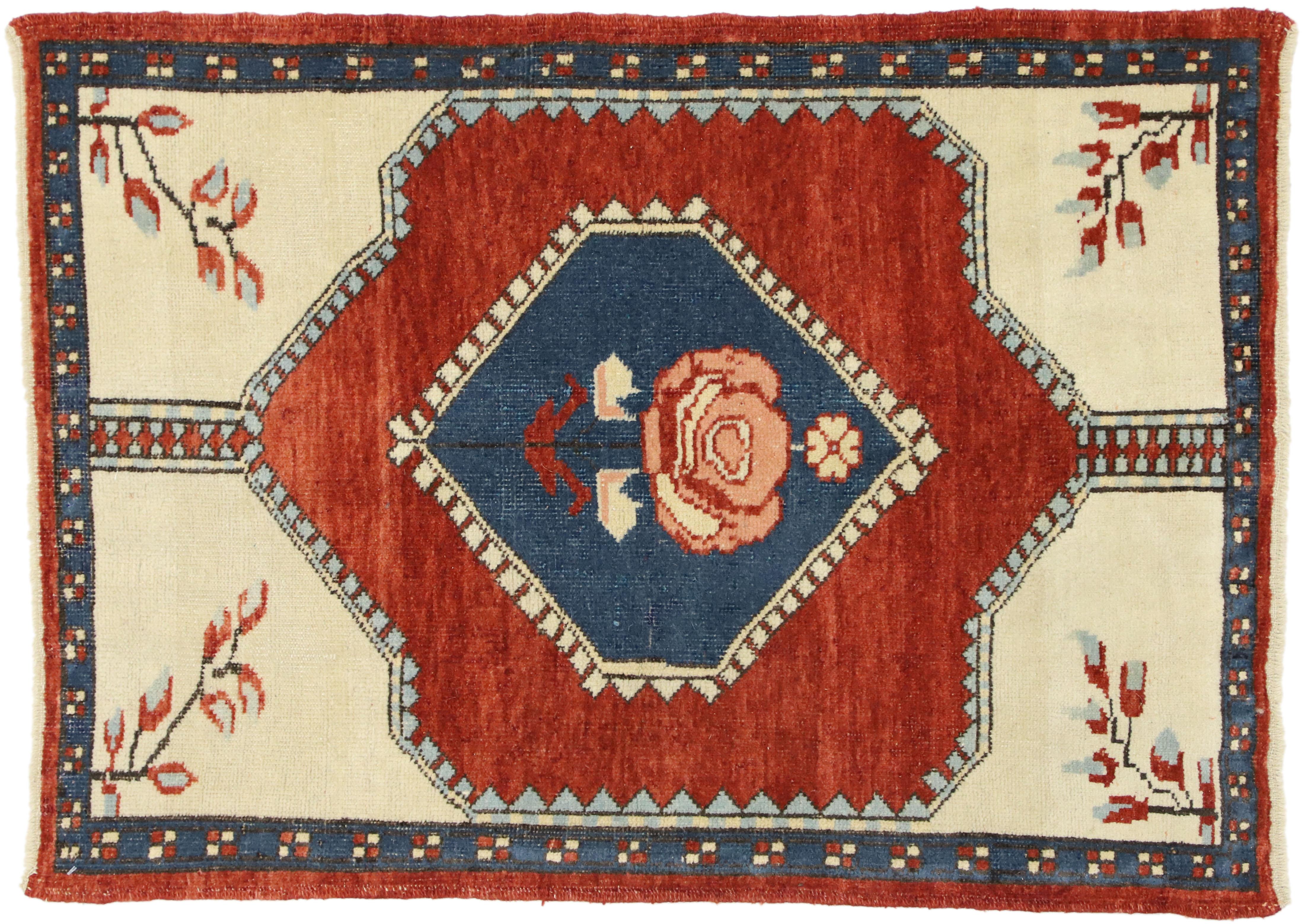 Vintage Turkish Oushak Rug with Jacobean Style For Sale 1