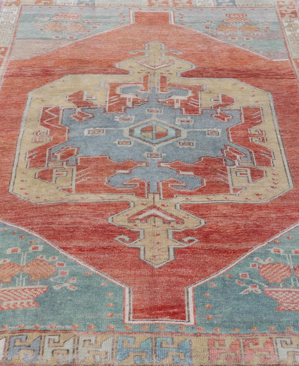 Vintage Turkish Oushak Rug with Large Medallion Design in Soft Red, Blue, Yellow For Sale 6