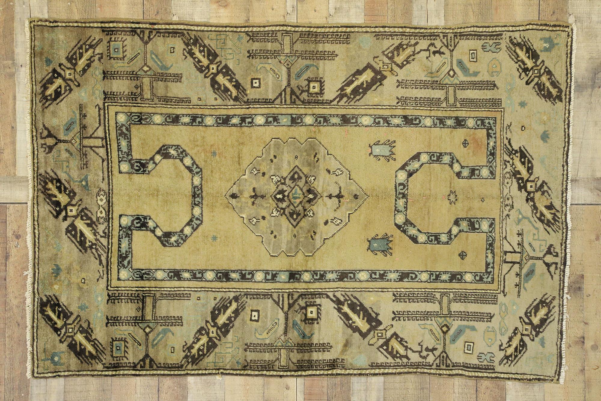Vintage Turkish Oushak Rug with Late Victorian Style For Sale 2