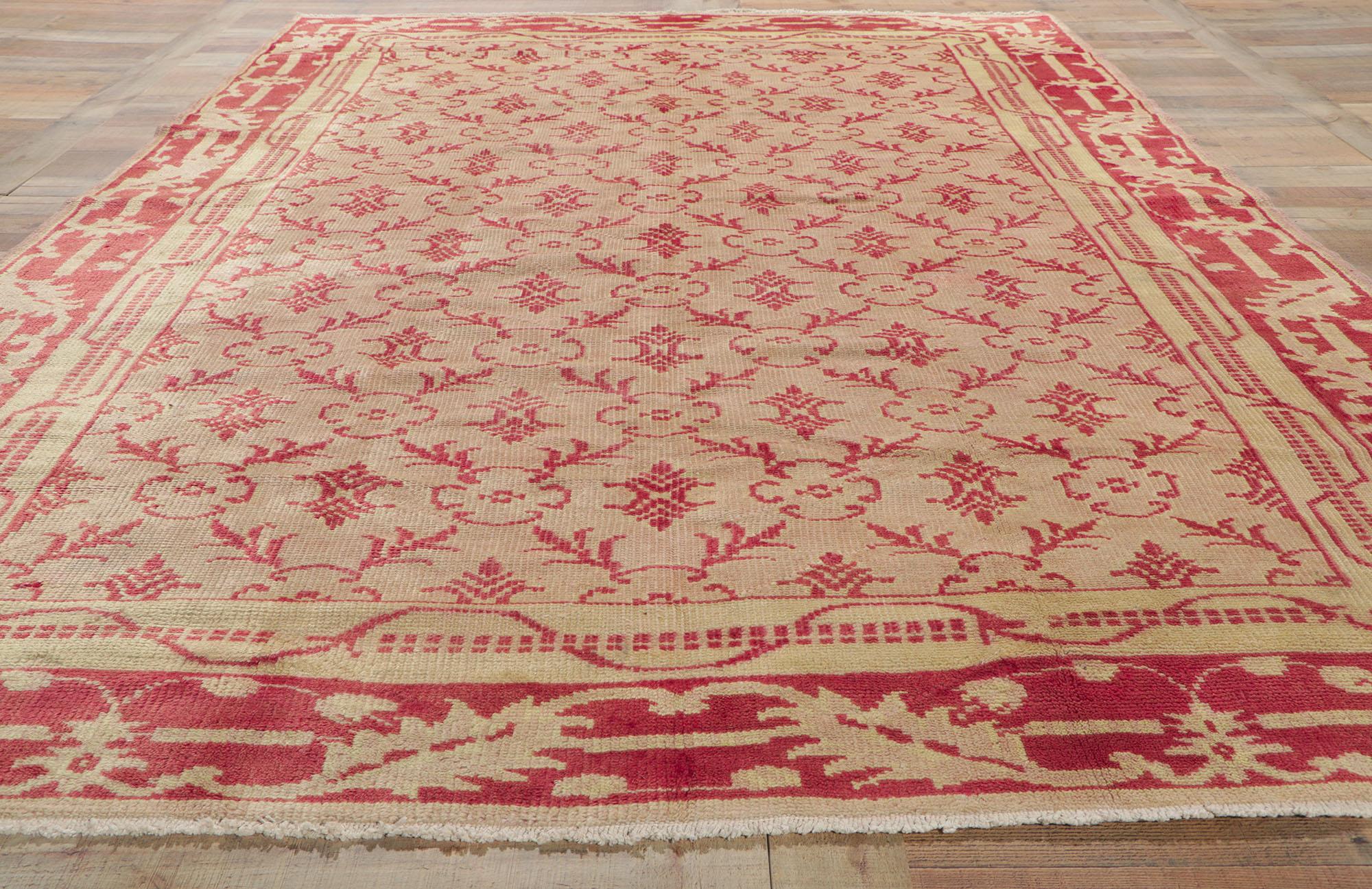 Vintage Turkish Oushak Rug with Lattice and Leaf Border, Traditional Style For Sale 5