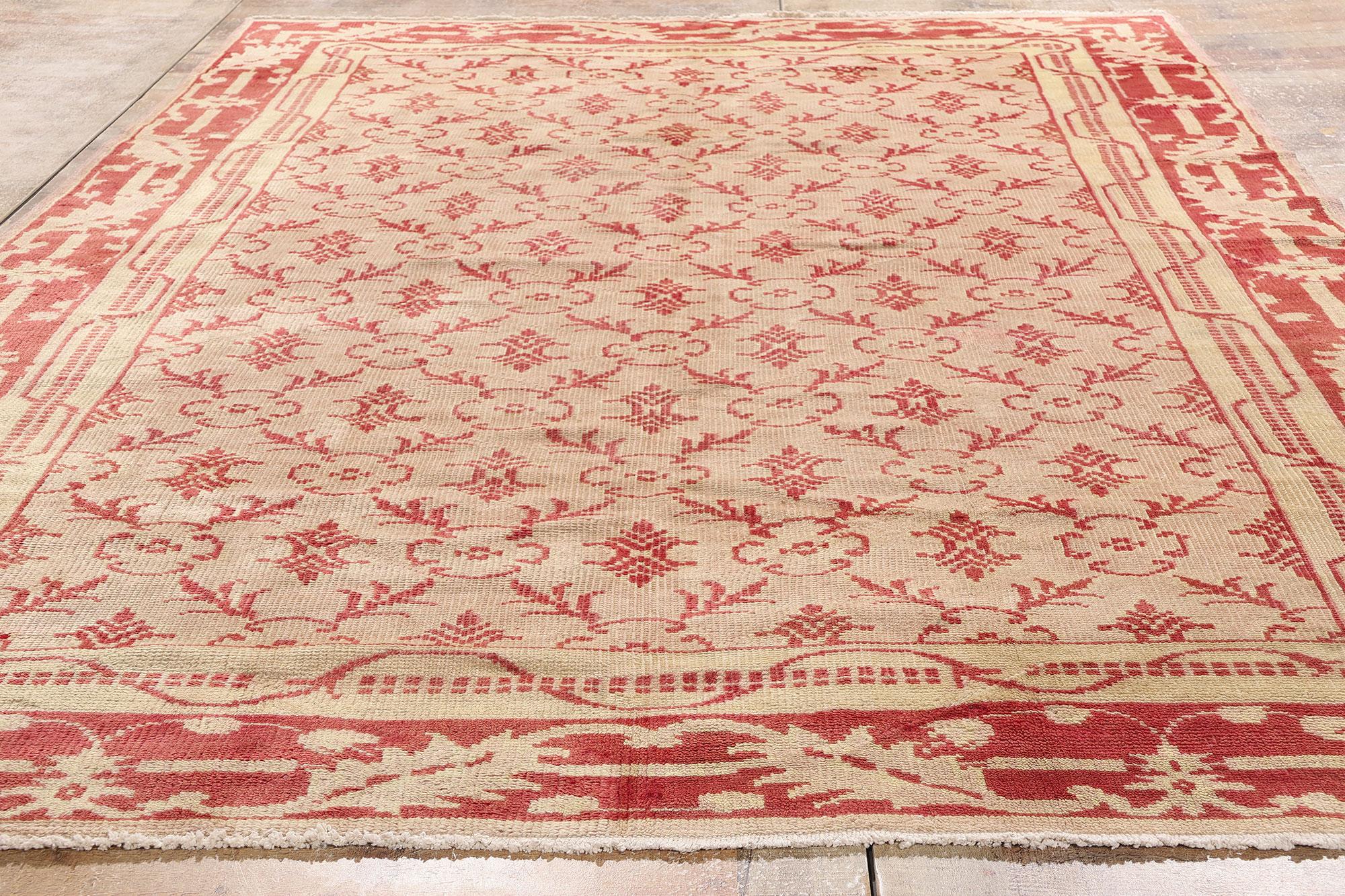 1910's Pink Turkish Oushak Carpet with Modern Style For Sale 3