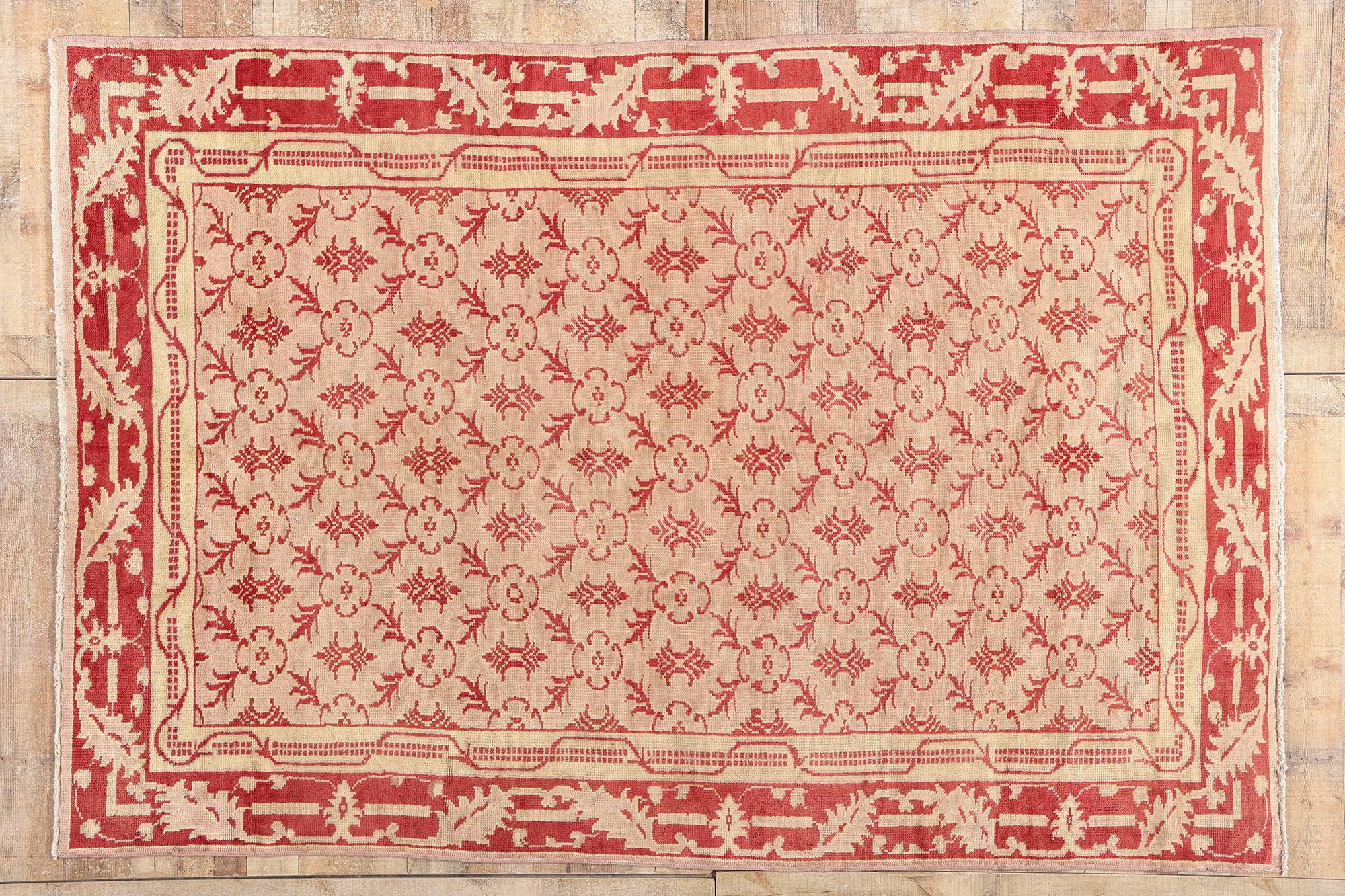1910's Pink Turkish Oushak Carpet with Modern Style For Sale 4