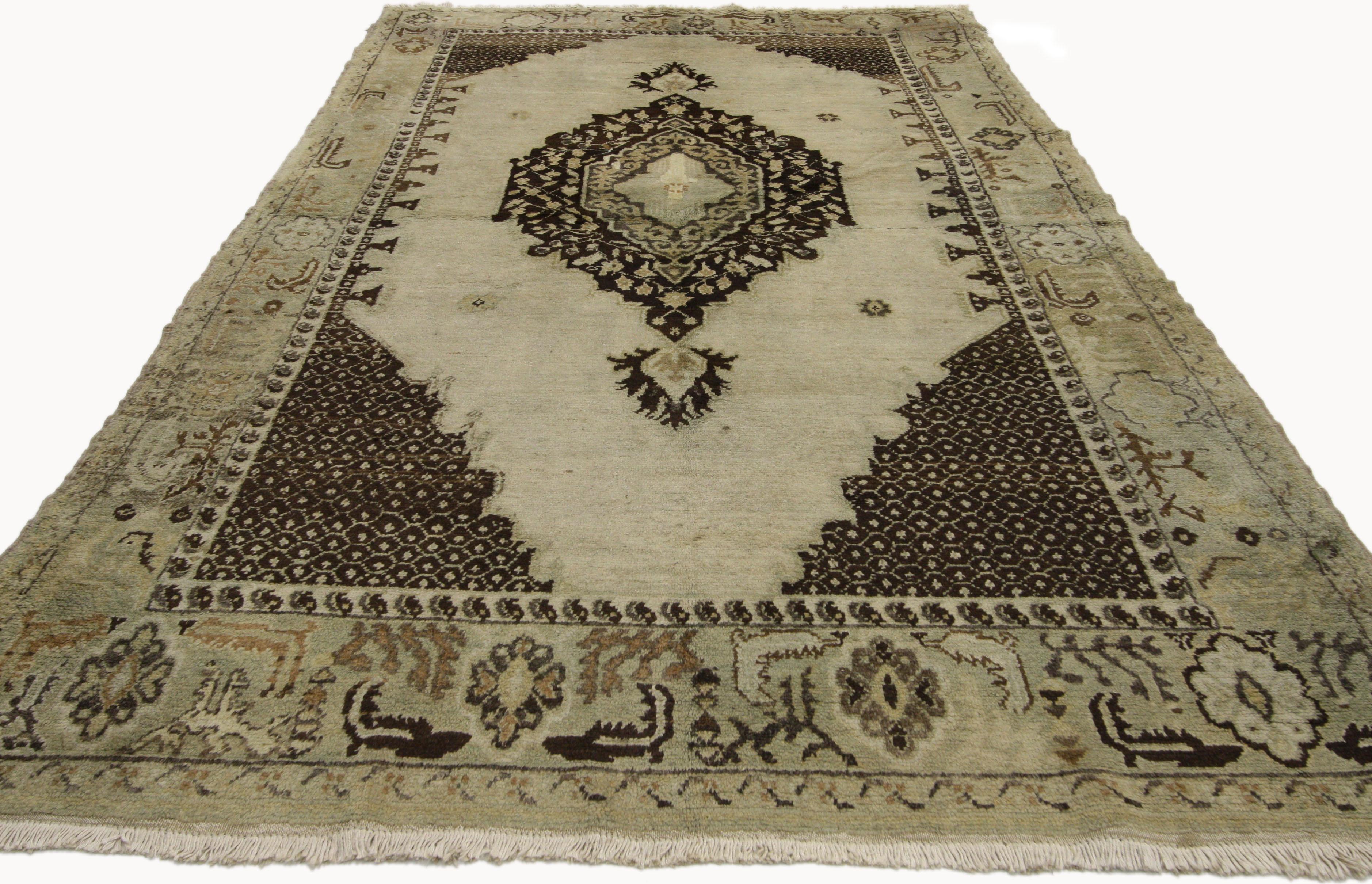 20th Century Vintage Turkish Oushak Rug with Medallion and Corner Design