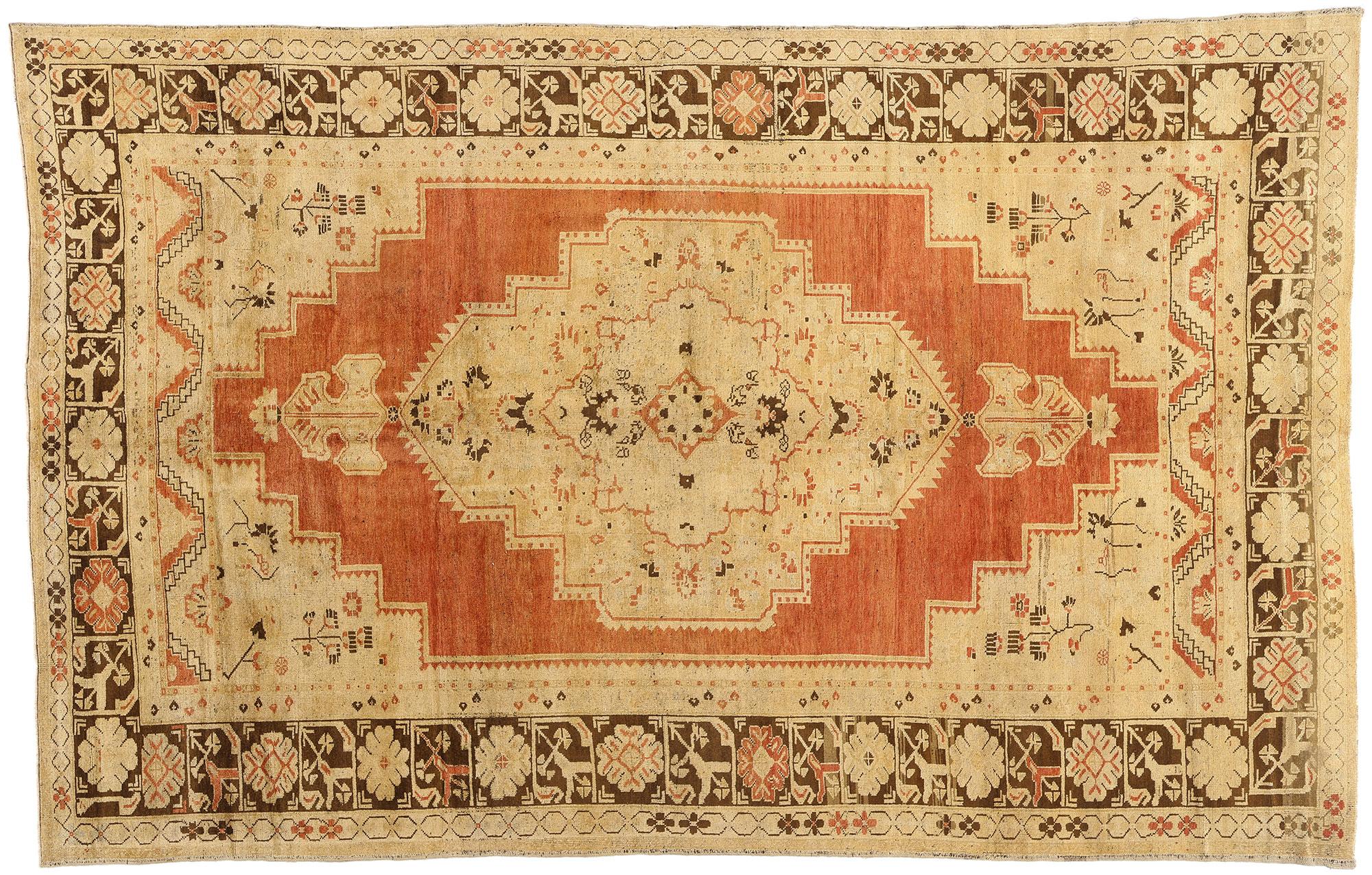 Türkischer Oushak-Teppich im Vintage-Stil mit rustikalem Mid-Century-Modern-Stil im Angebot 5