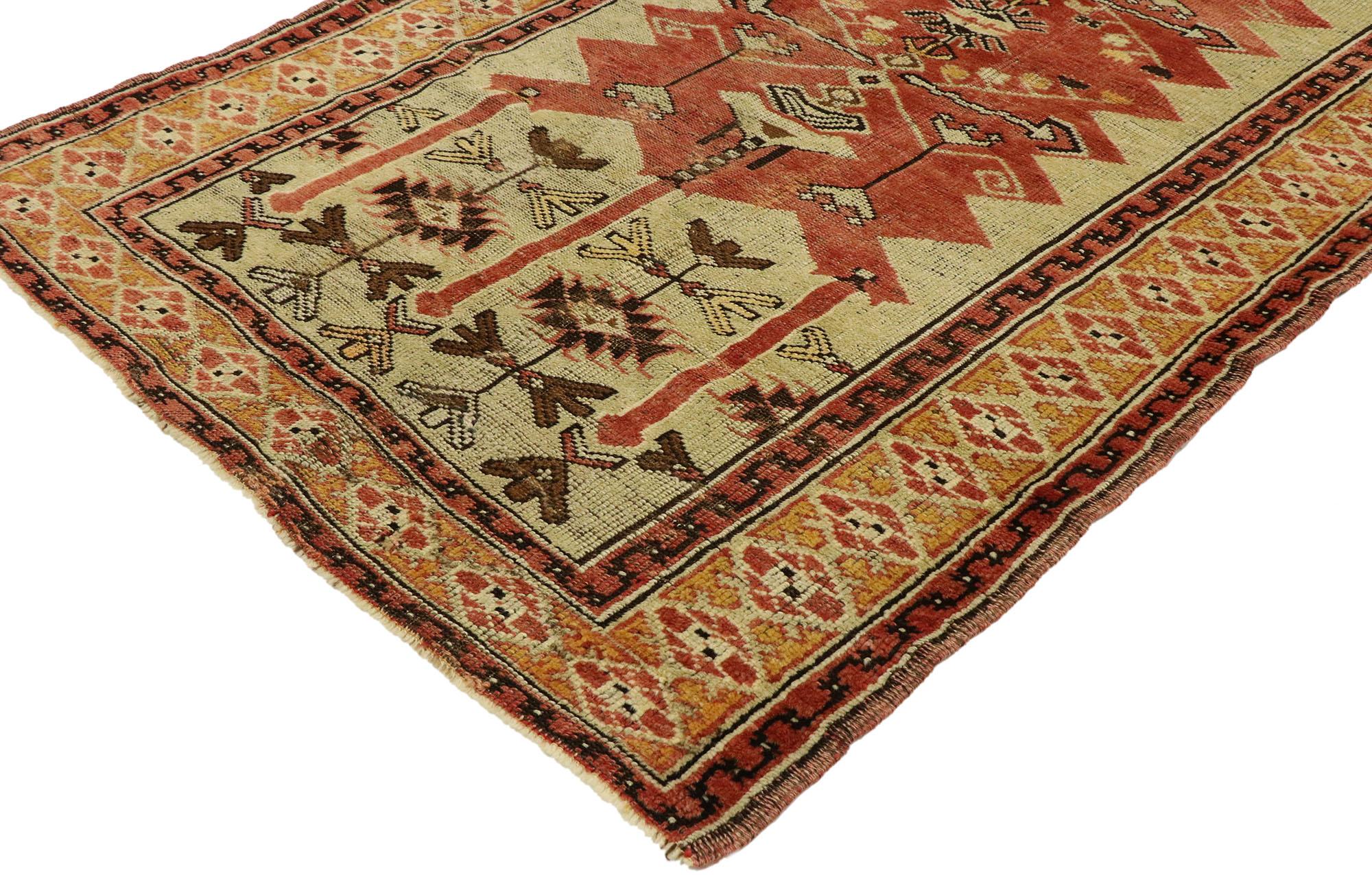 53077 vintage Turkish Oushak rug with Mid-Century Modern Tribal style. Balancing traditional sensibility and tribal design elements with nostalgic charm, this hand knotted wool vintage Turkish Oushak rug can beautifully blend modern, traditional,