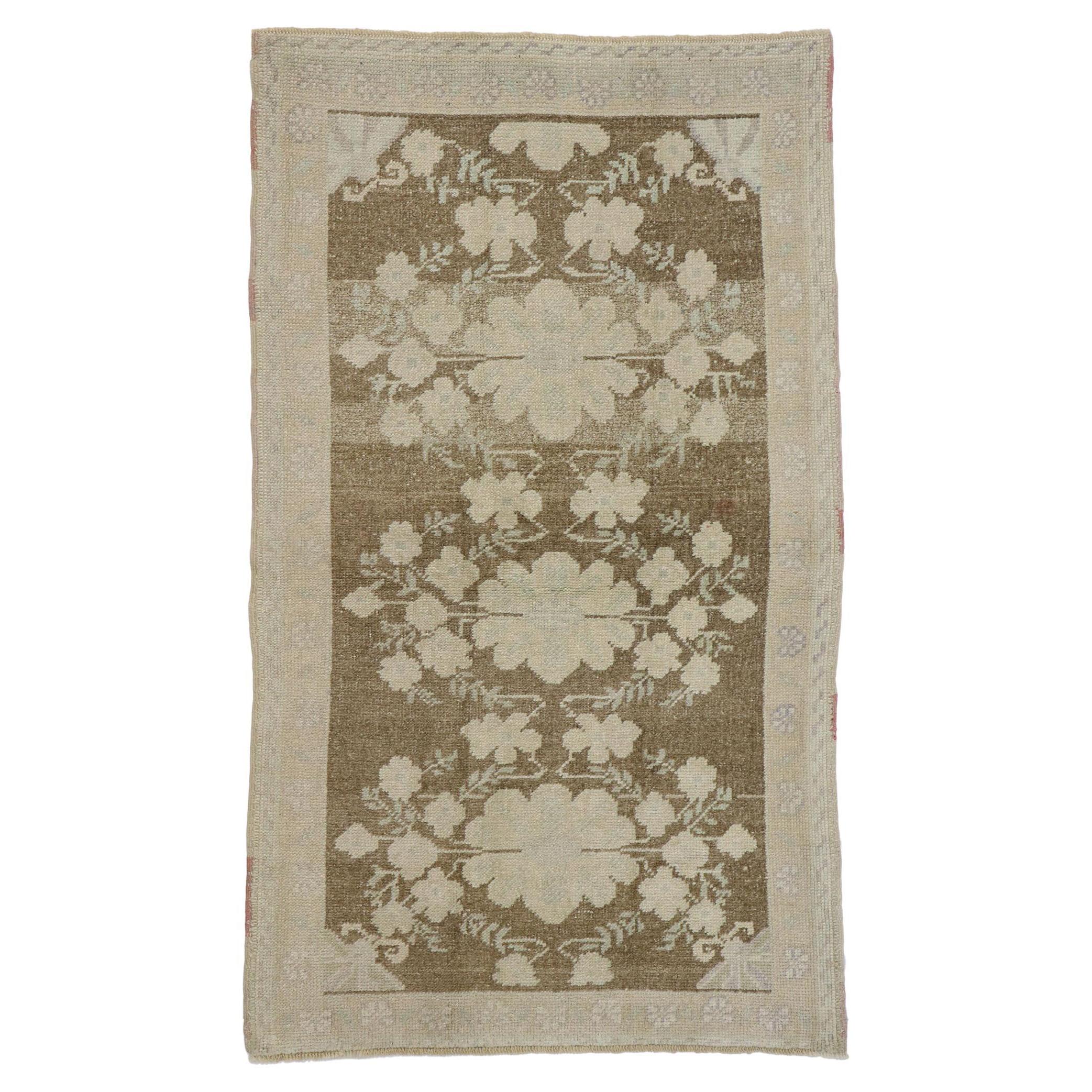 Tapis turc vintage d'Oushak avec style ferme moderne