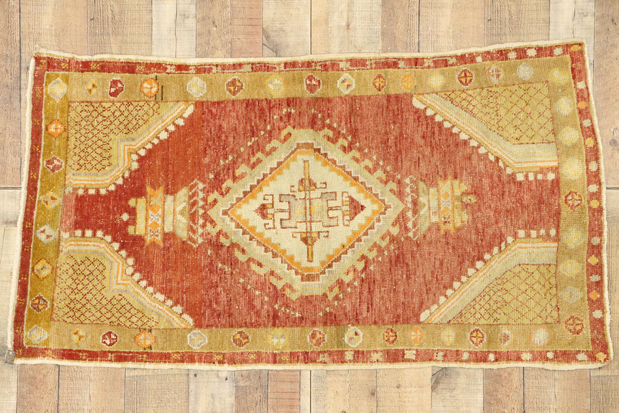 Vintage Turkish Oushak Rug with Modern Rustic Style For Sale 2