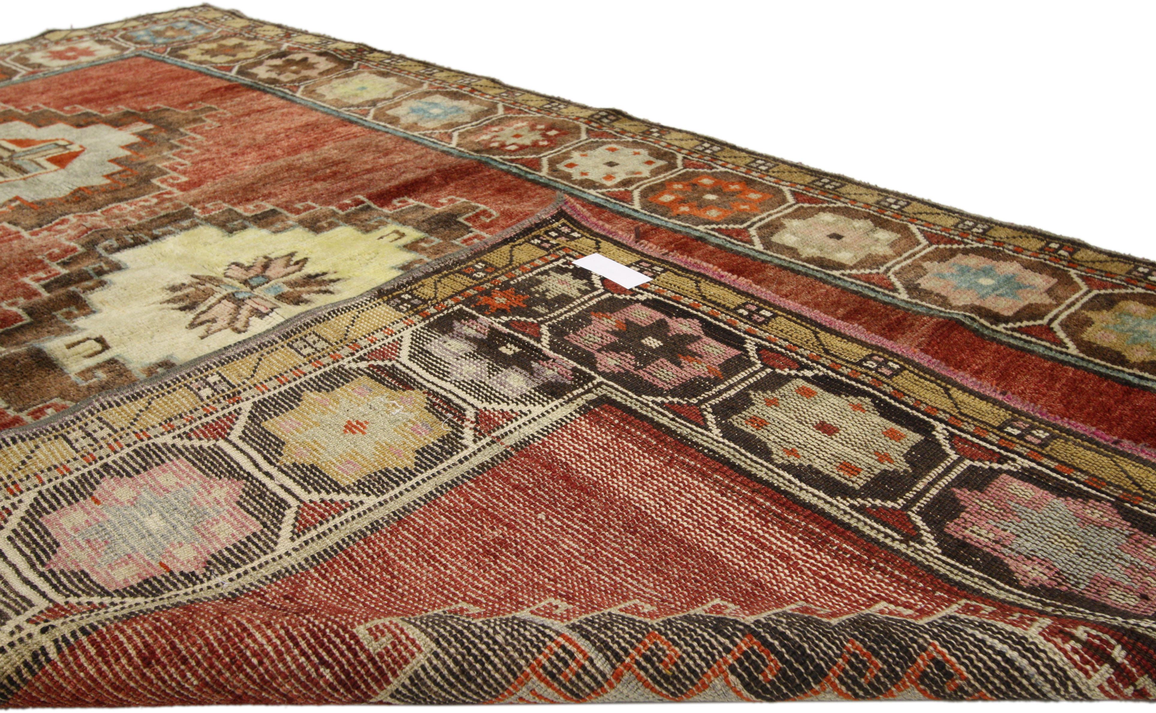 Vintage Turkish Oushak Rug with Modern Style, Entry or Foyer Rug In Good Condition For Sale In Dallas, TX