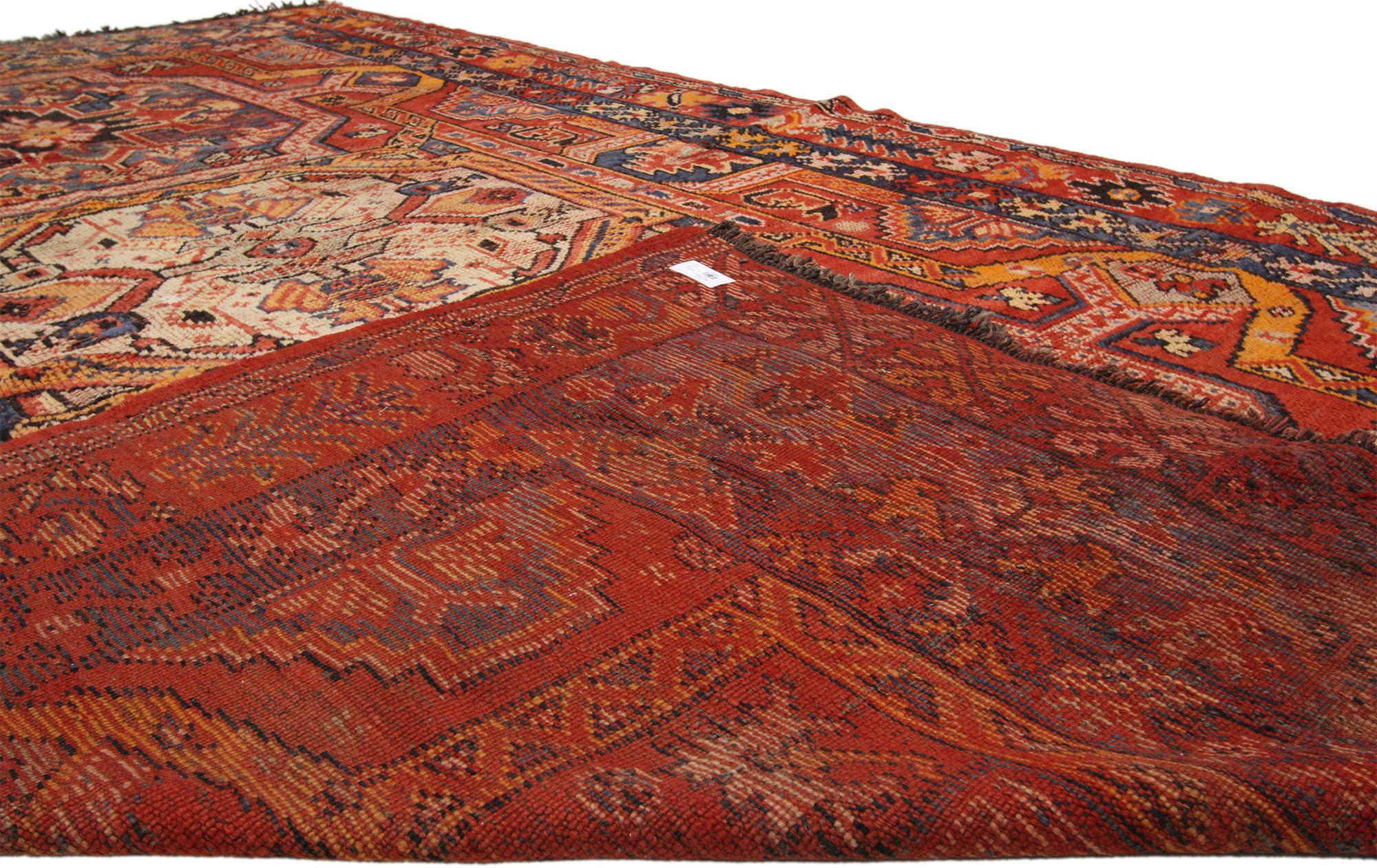 Vintage Turkish Oushak Rug with Modern Tribal Style In Fair Condition For Sale In Dallas, TX