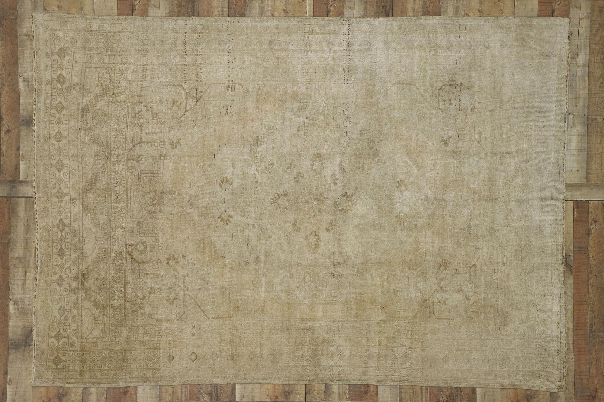 Vintage Turkish Muted Oushak Rug with Faded Neutral Earth-Tone Colors In Good Condition For Sale In Dallas, TX