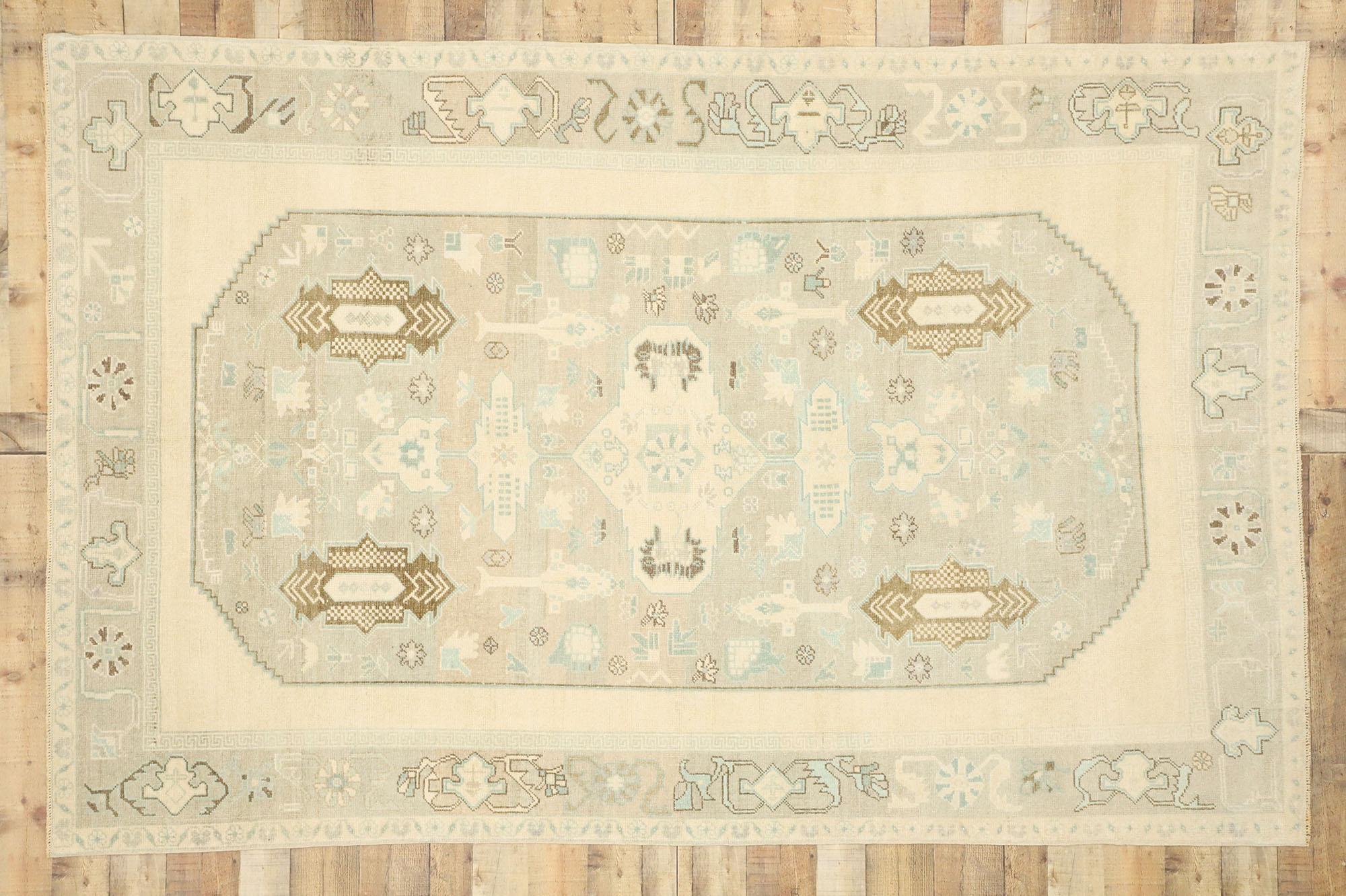Muted Vintage Turkish Oushak Rug, Cozy Simplicity Meets Cycladic Style  For Sale 2