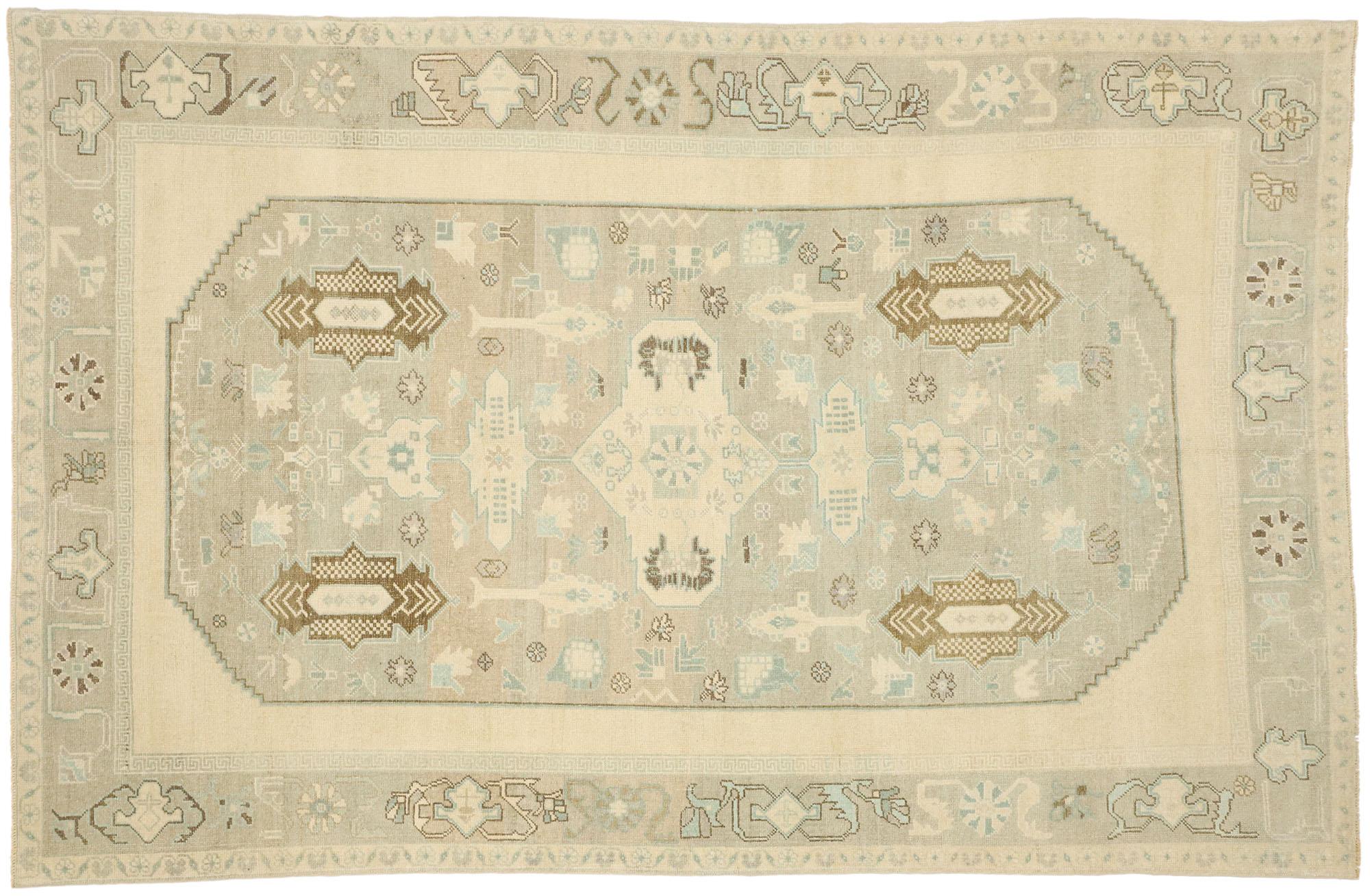 Muted Vintage Turkish Oushak Rug, Cozy Simplicity Meets Cycladic Style  For Sale 3