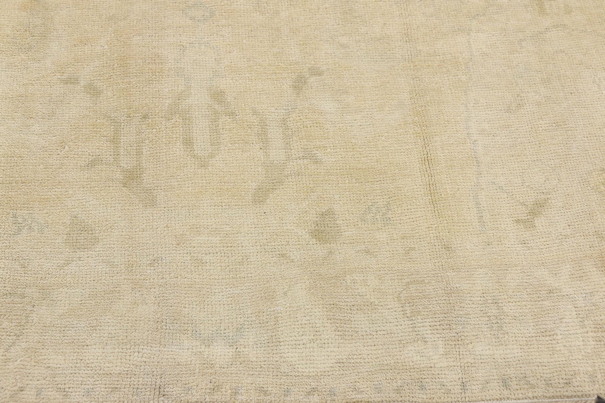 Türkischer Oushak-Teppich im monochromen Missionsstil mit neutralen Tönen, Vintage im Zustand „Gut“ im Angebot in Dallas, TX