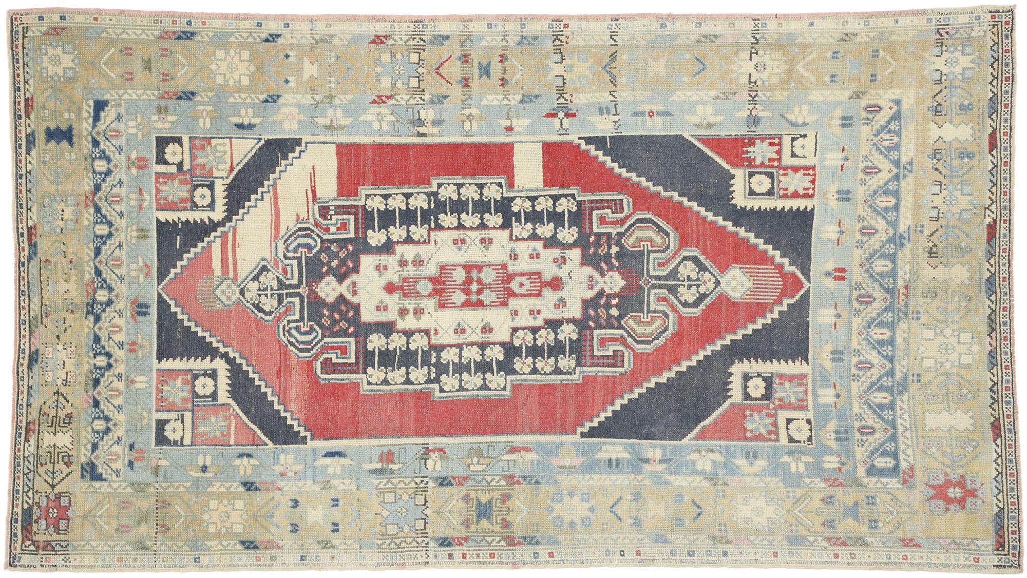 Vintage Turkish Oushak Rug with Relaxed Federal Style 3