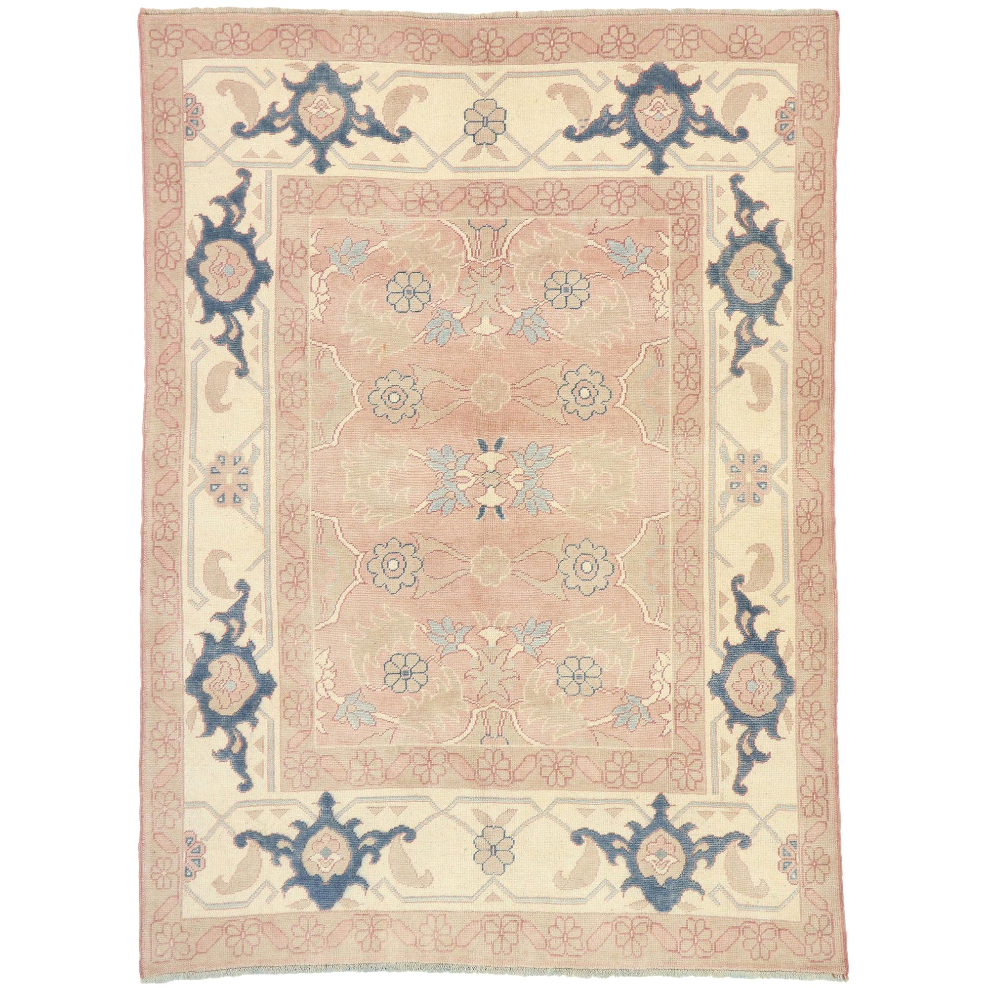 Tapis turc Oushak vintage de style géorgien romantique