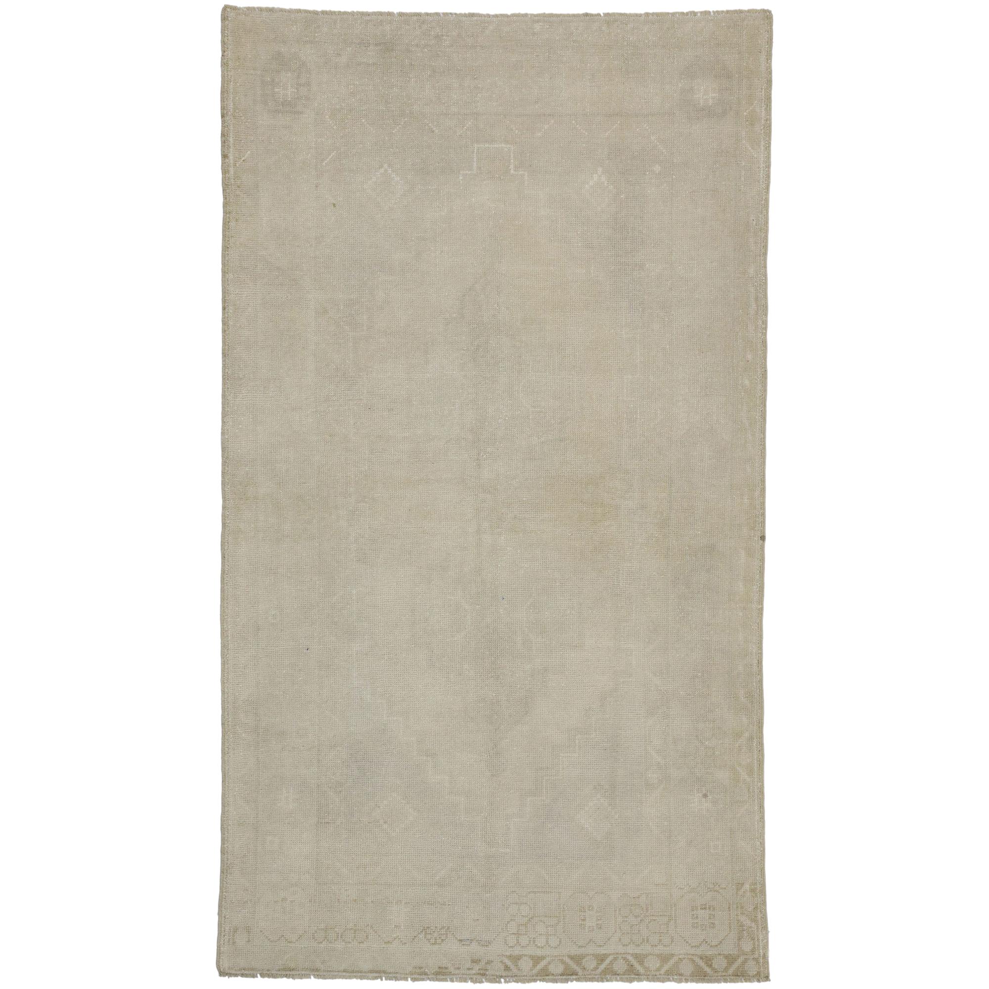Tappeto vintage turco Oushak con stile rustico coloniale americano