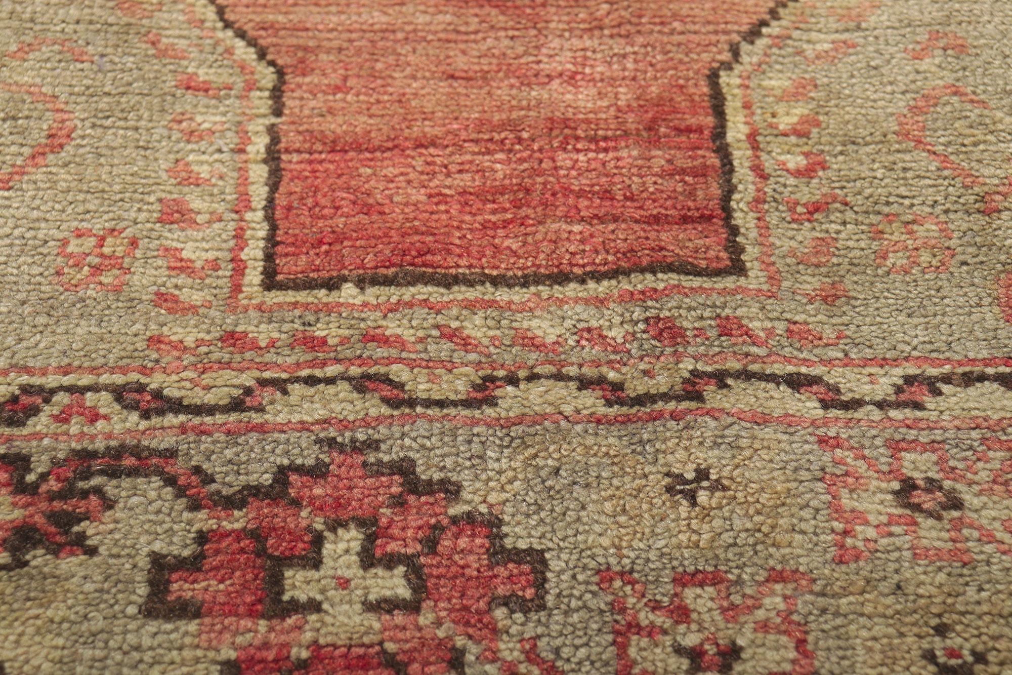 Vintage Turkish Oushak Rug with Rustic Earth-Tone Colors In Good Condition For Sale In Dallas, TX