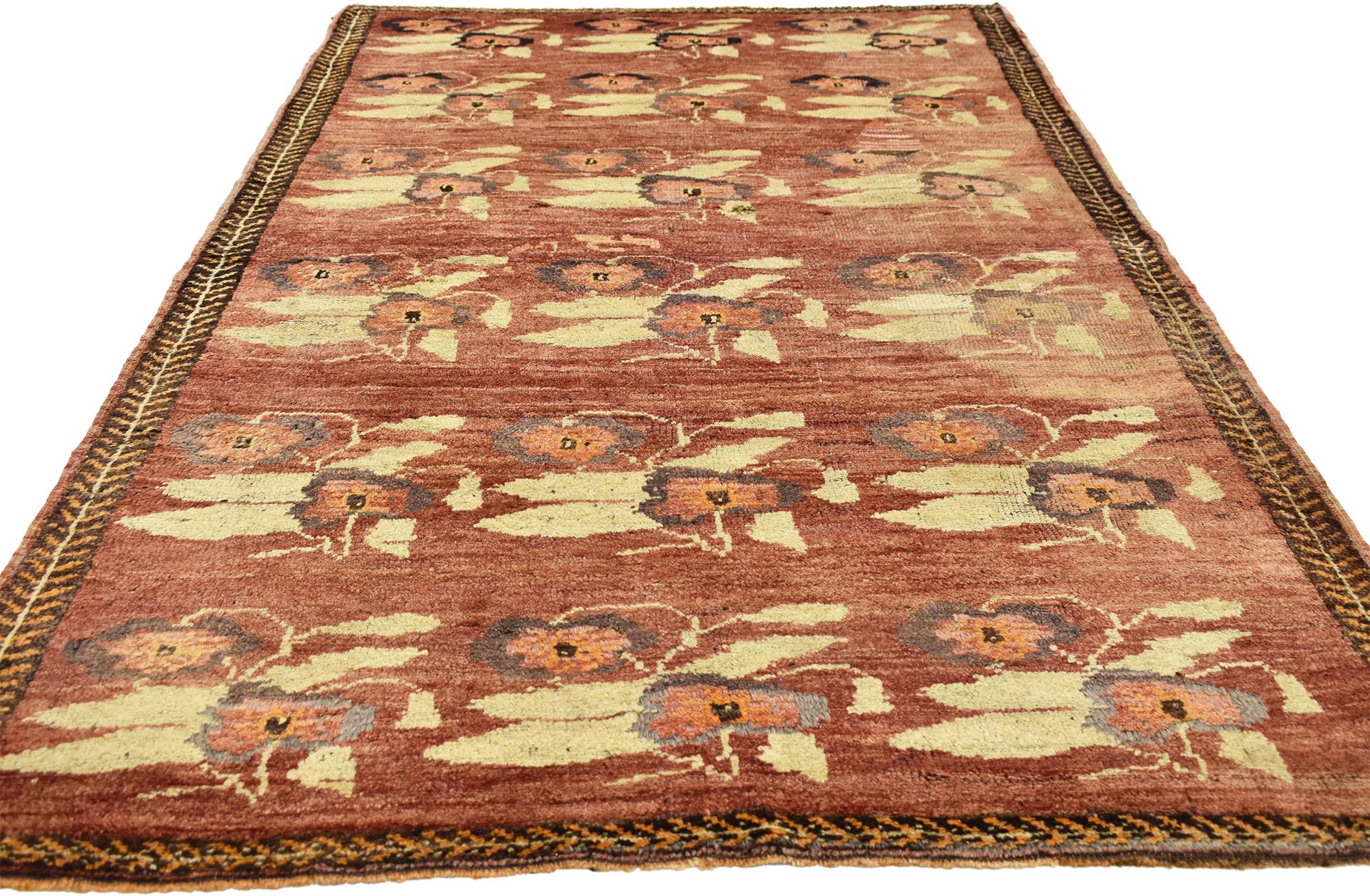 Vintage Turkish Oushak Rug with Rustic Earth-Tone Colors In Good Condition For Sale In Dallas, TX