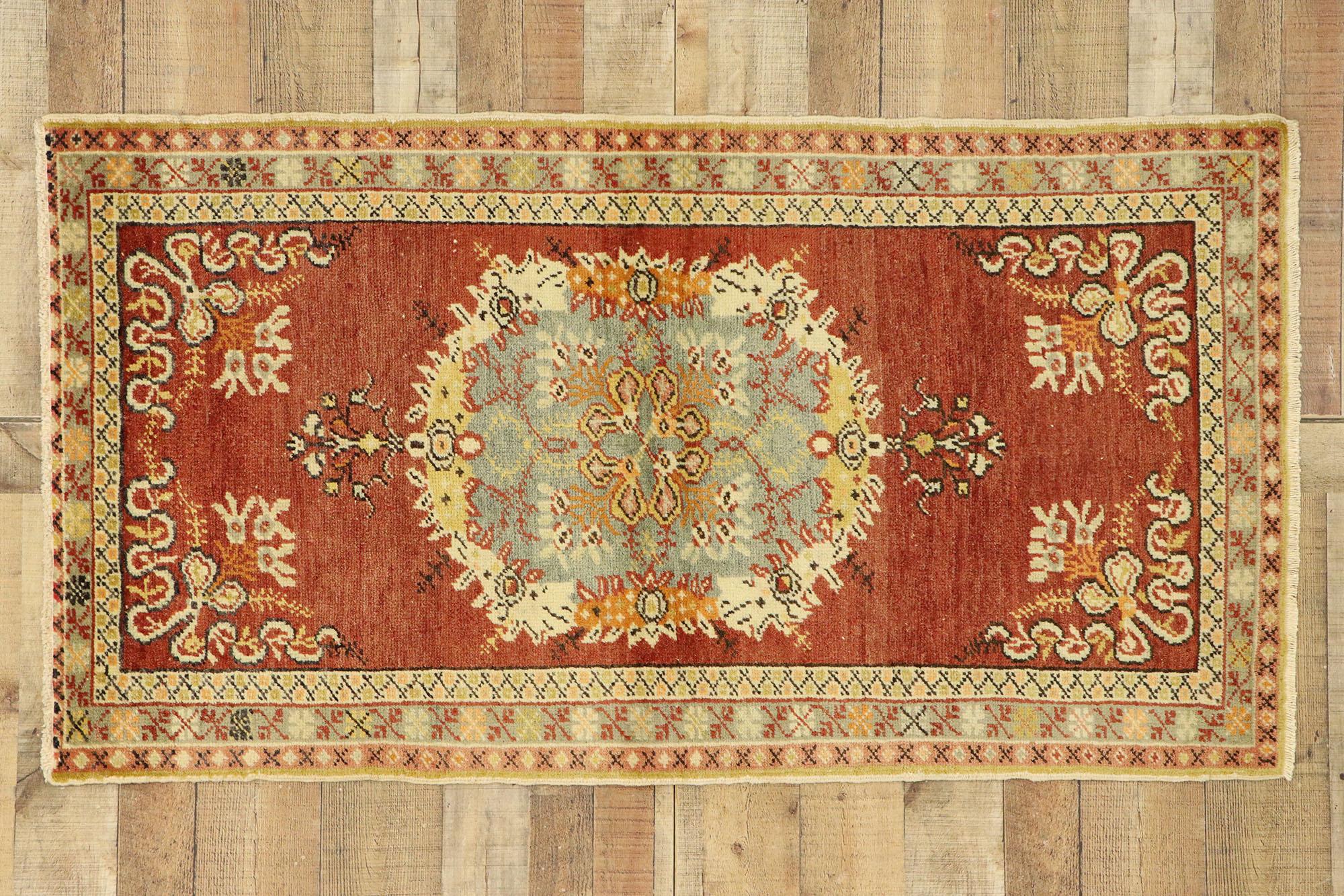 Vintage Turkish Oushak Rug with Rustic French Rococo Style For Sale 2