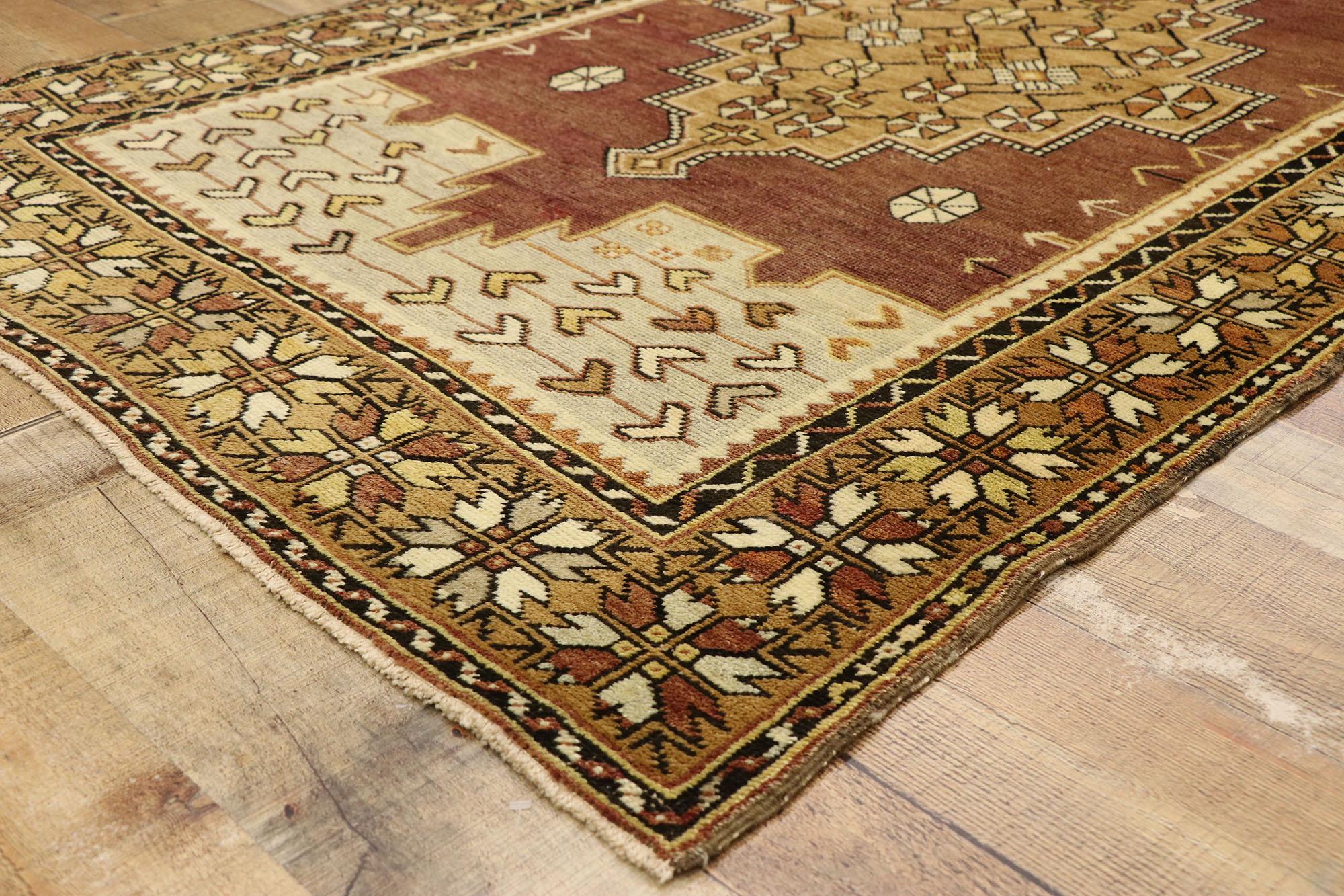 Wool Vintage Turkish Oushak Rug with Rustic Modern Artisan Style For Sale