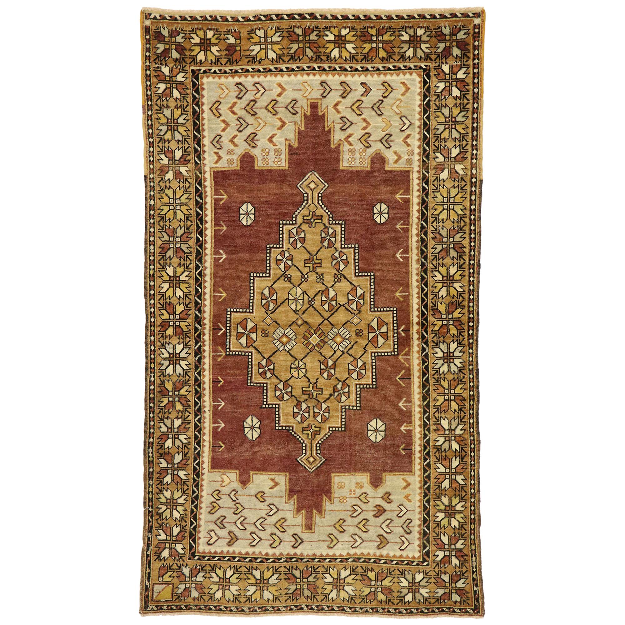 Vintage Turkish Oushak Rug with Rustic Modern Artisan Style For Sale