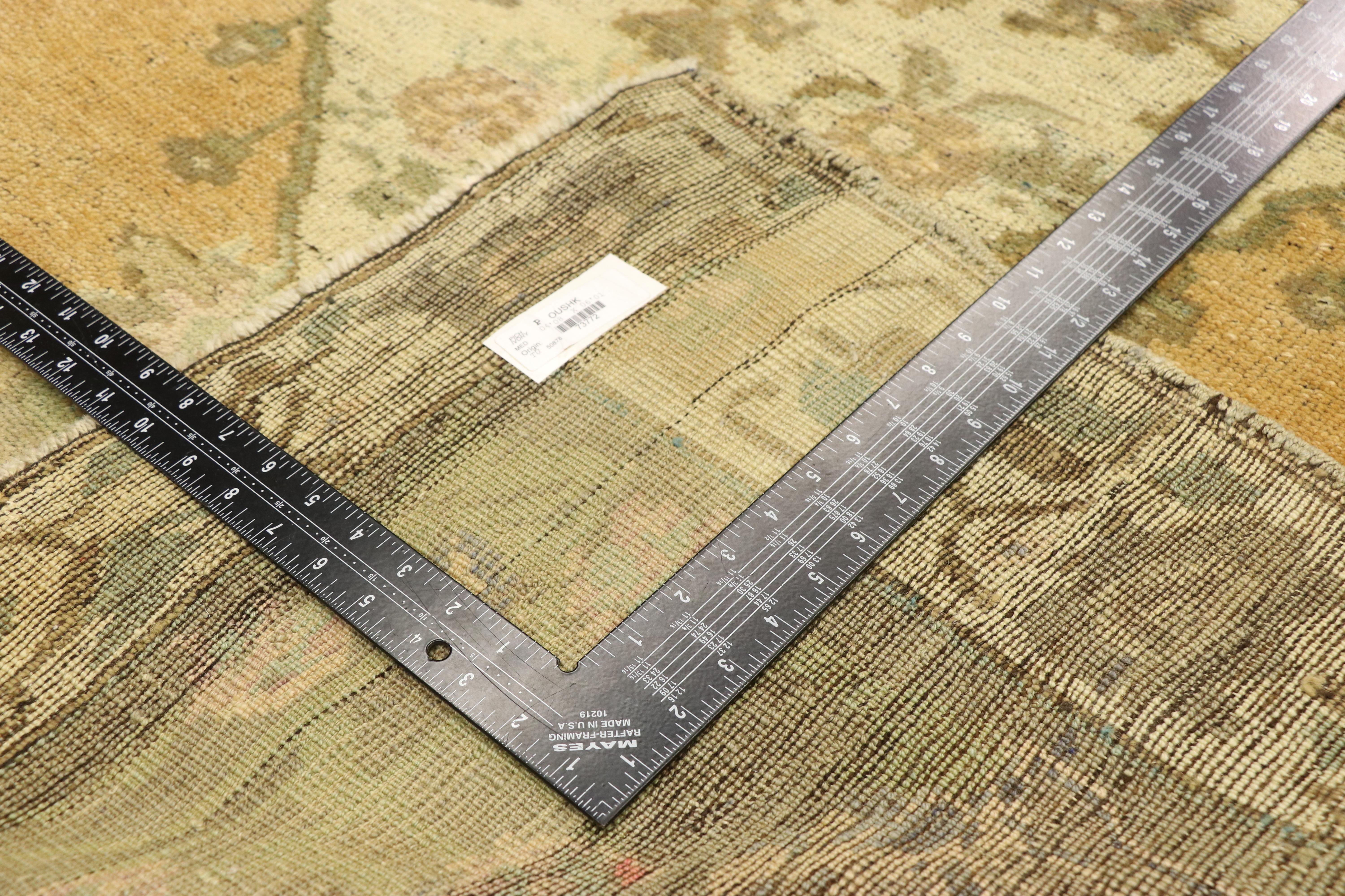 Tapis turc vintage d'Oushak avec style Shaker Bon état - En vente à Dallas, TX