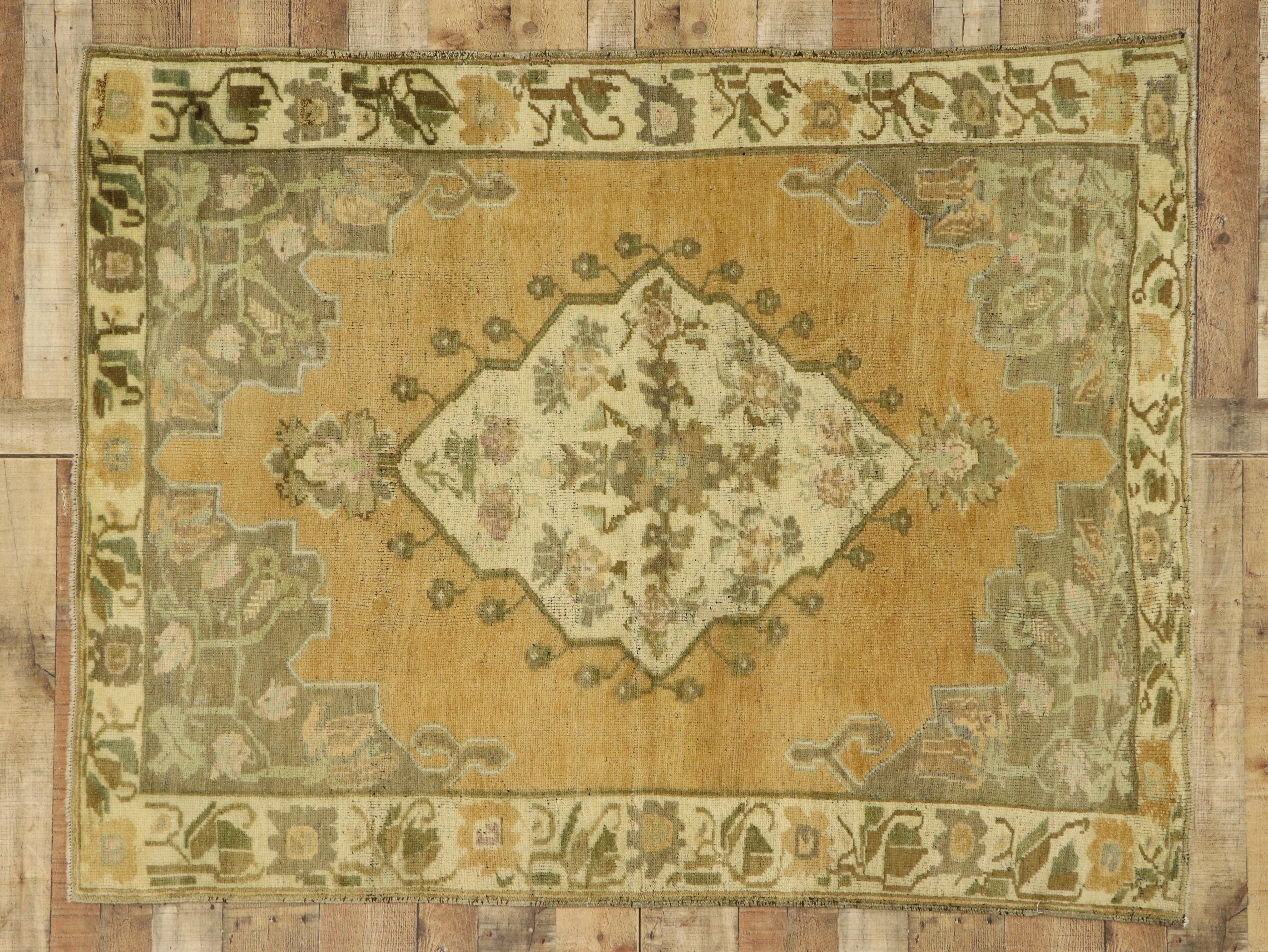 Tapis turc vintage d'Oushak avec style Shaker en vente 1