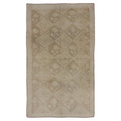 Vintage Turkish Oushak Rug with Subtle Geometric and Floral Motifs 3'2 x 5'6