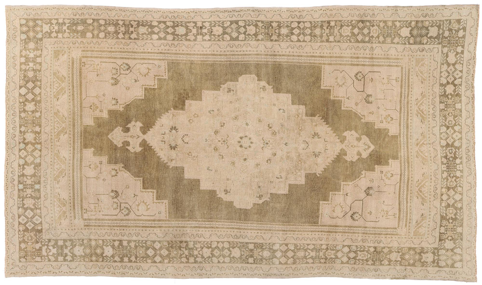 Alfombra turca Oushak de 1940 de estilo tradicional en venta 3