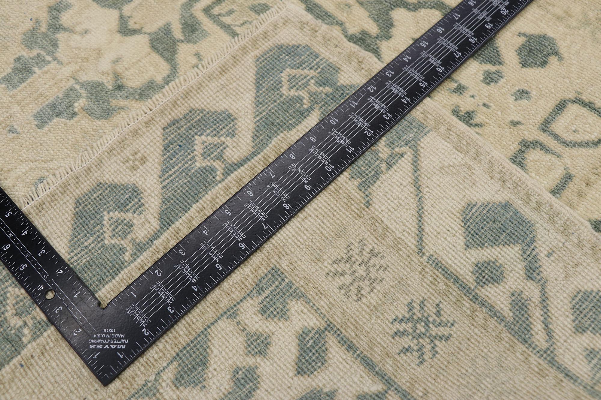 Tapis turc Oushak vintage de couleur terre Bon état - En vente à Dallas, TX